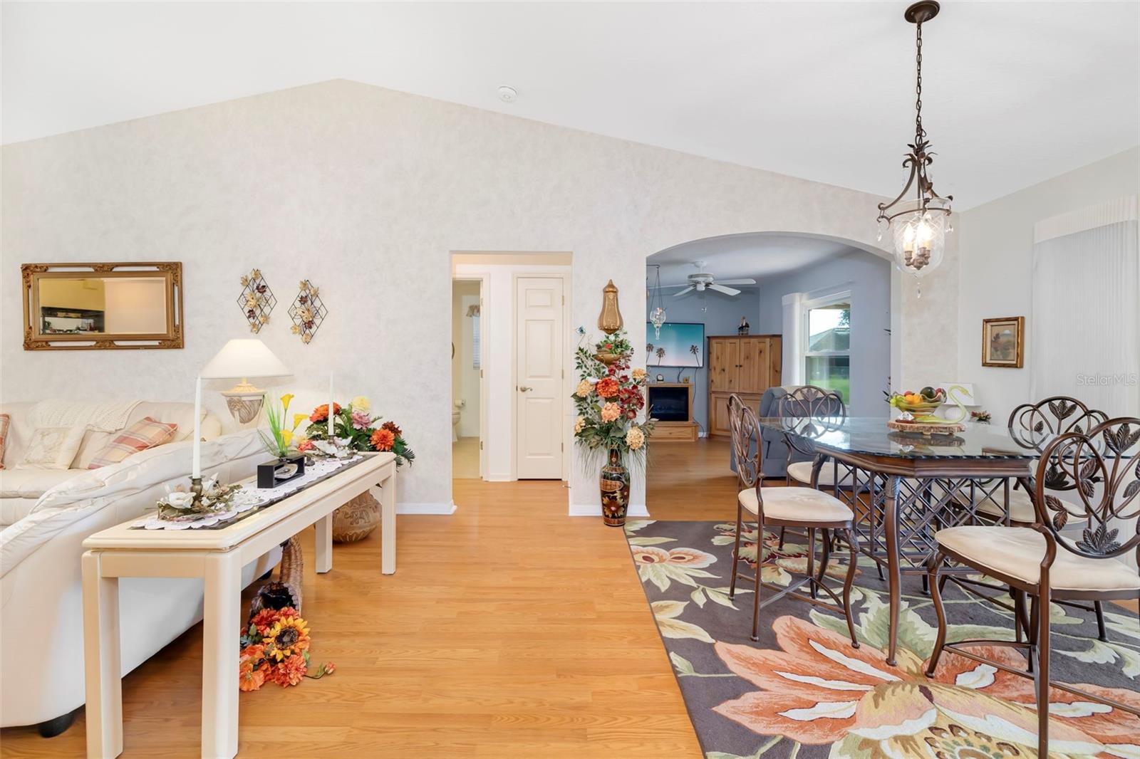 2062 Old Arbor, Sarasota, FL 34232