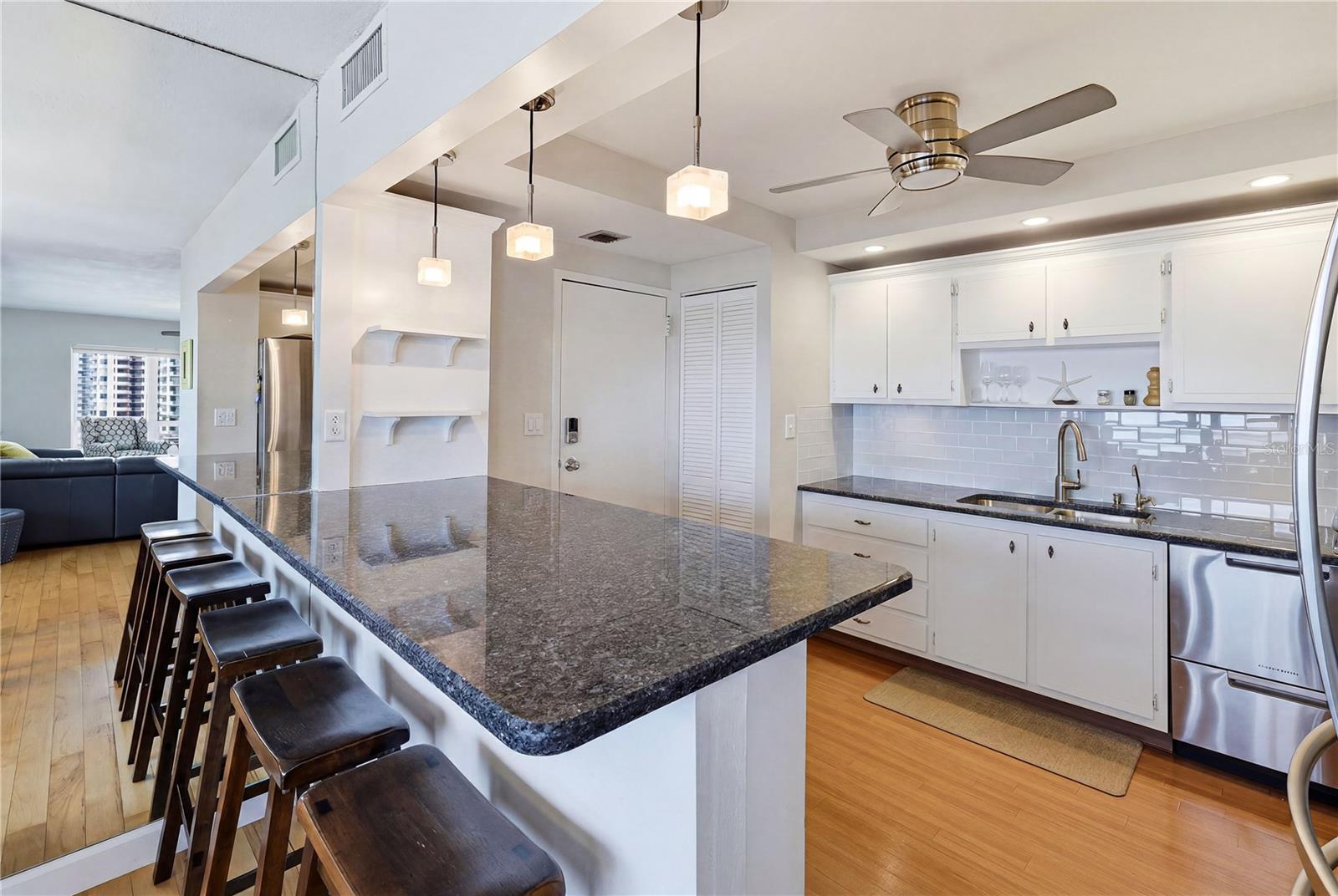 1621 Gulf Unit 1408, Clearwater Beach, FL 33767