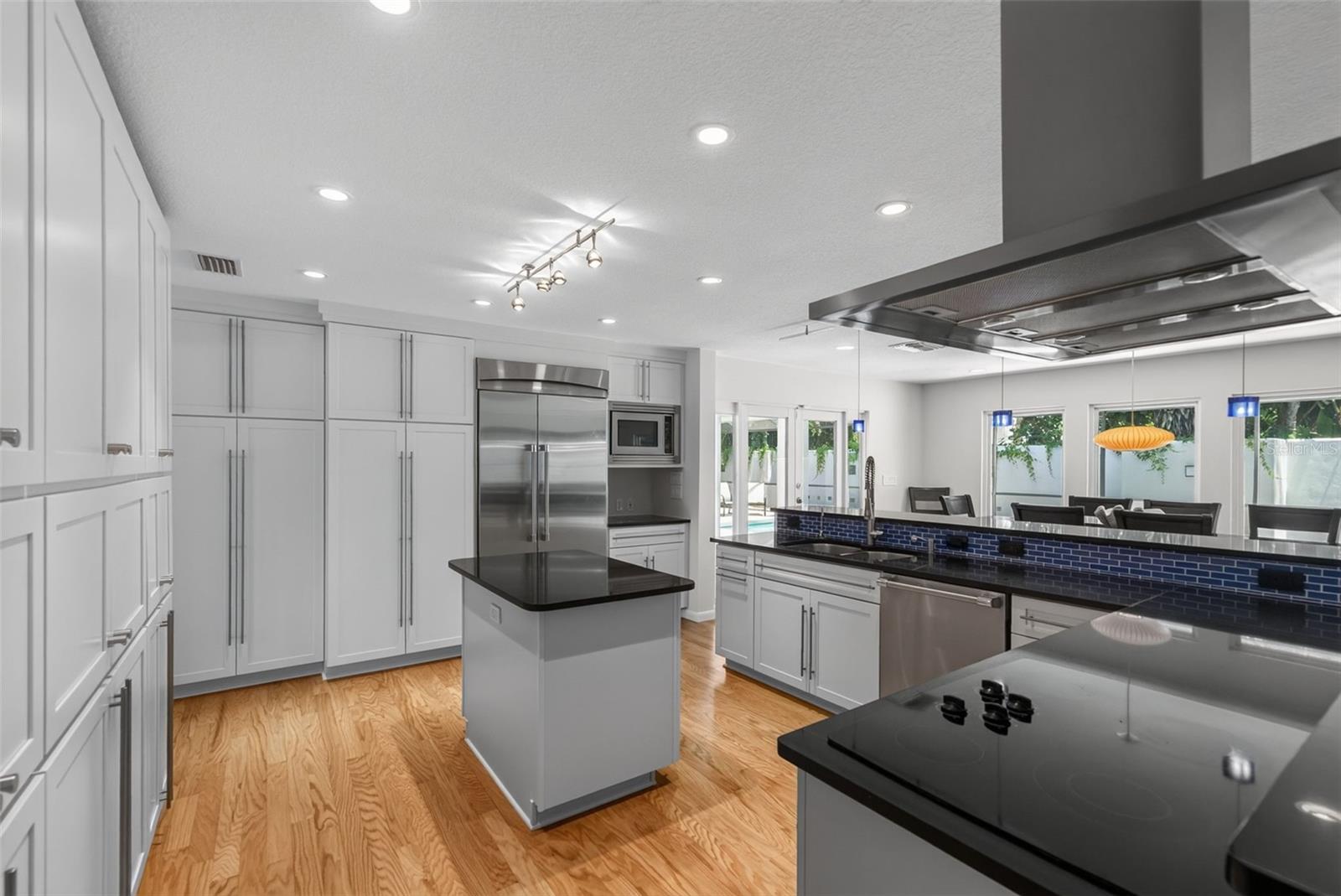 2631 Puritan, Sarasota, FL 34239