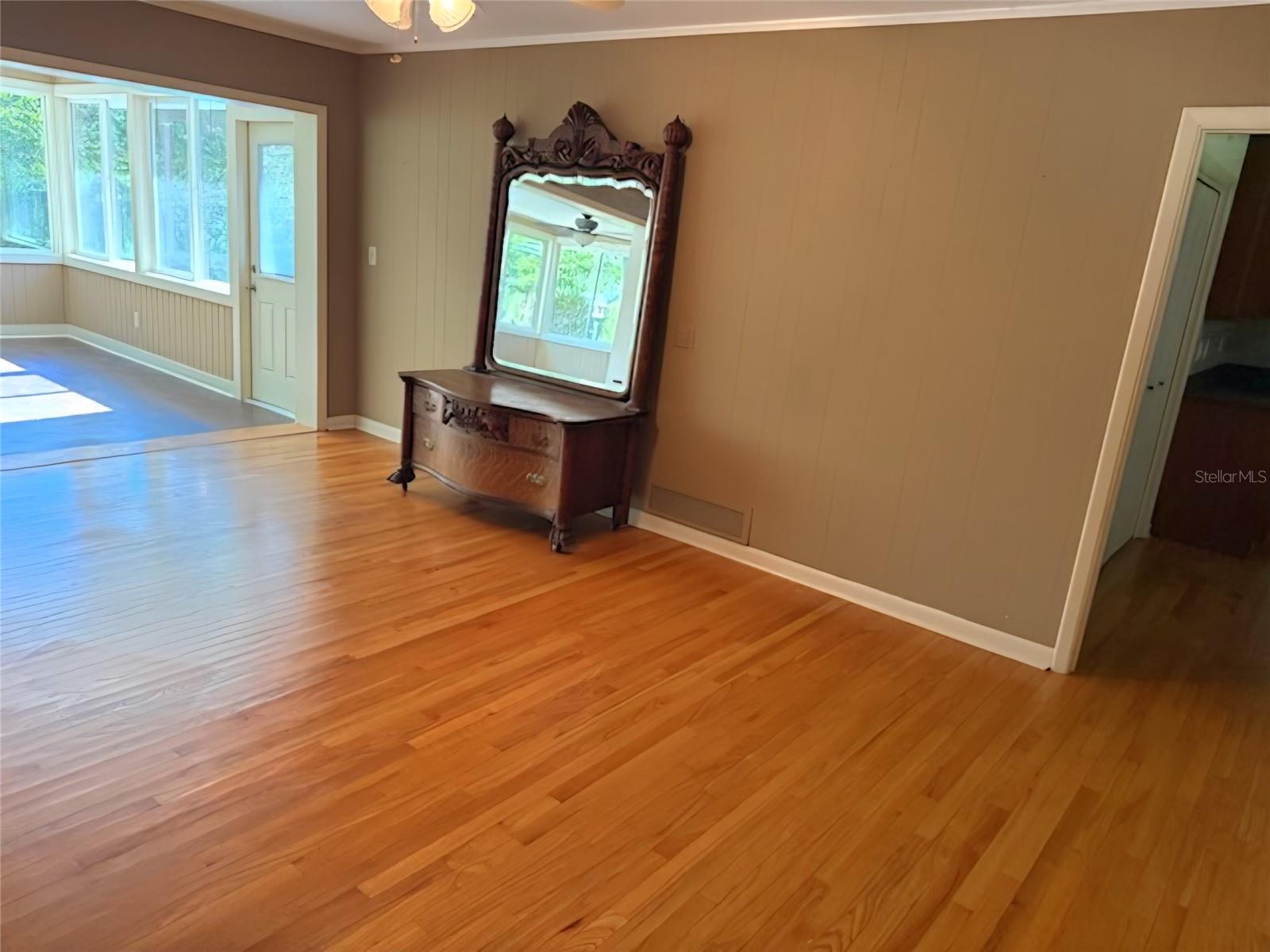 2143 3rd, Ocala, FL 34471