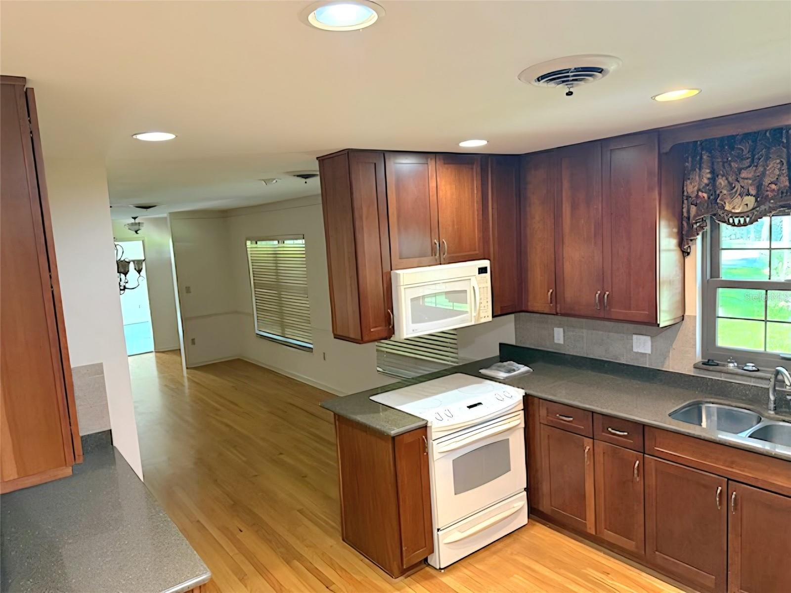 2143 3rd, Ocala, FL 34471