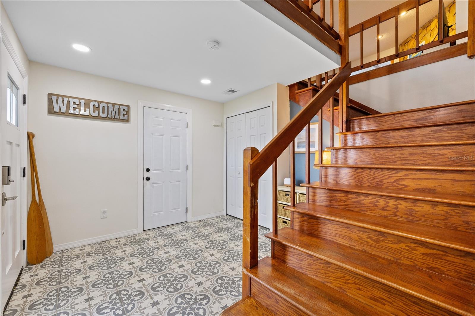 1410 Riverside, Tarpon Springs, FL 34689