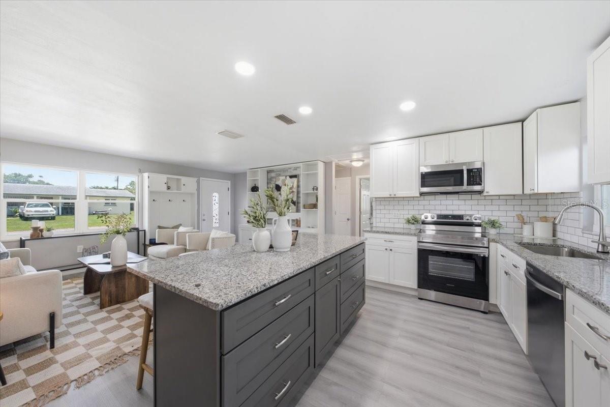 3568 4th, Largo, FL 33771