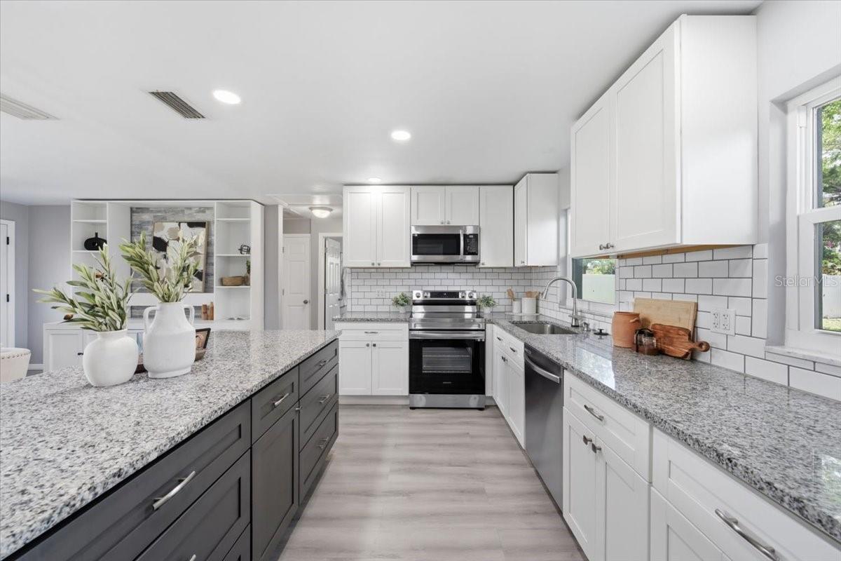 3568 4th, Largo, FL 33771