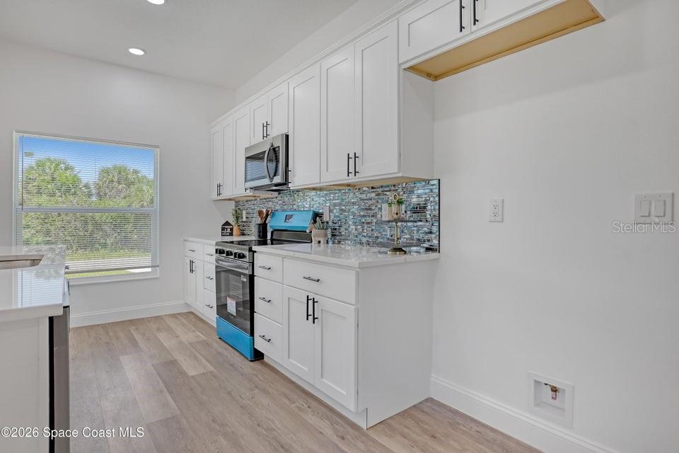 601 Yardley, Palm Bay, FL 32908