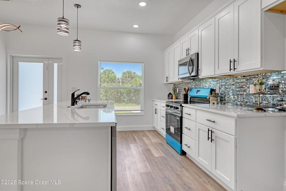601 Yardley, Palm Bay, FL 32908