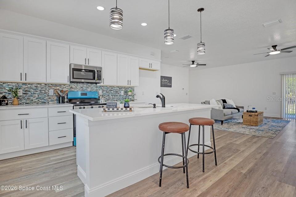 601 Yardley, Palm Bay, FL 32908