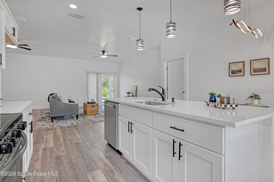 601 Yardley, Palm Bay, FL 32908
