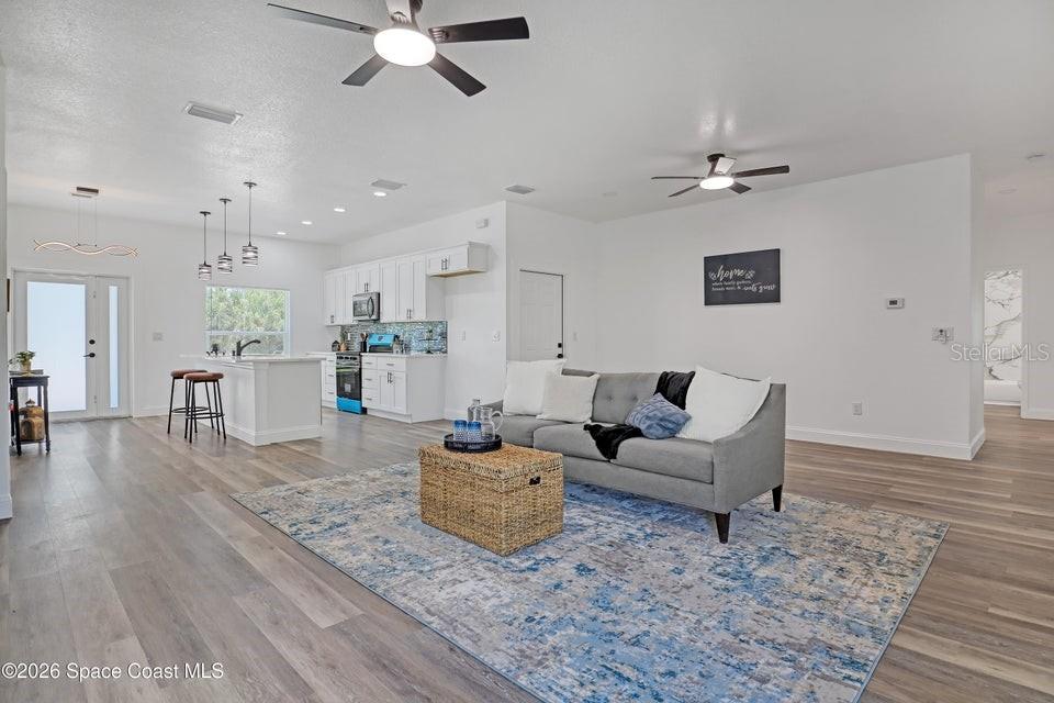 601 Yardley, Palm Bay, FL 32908