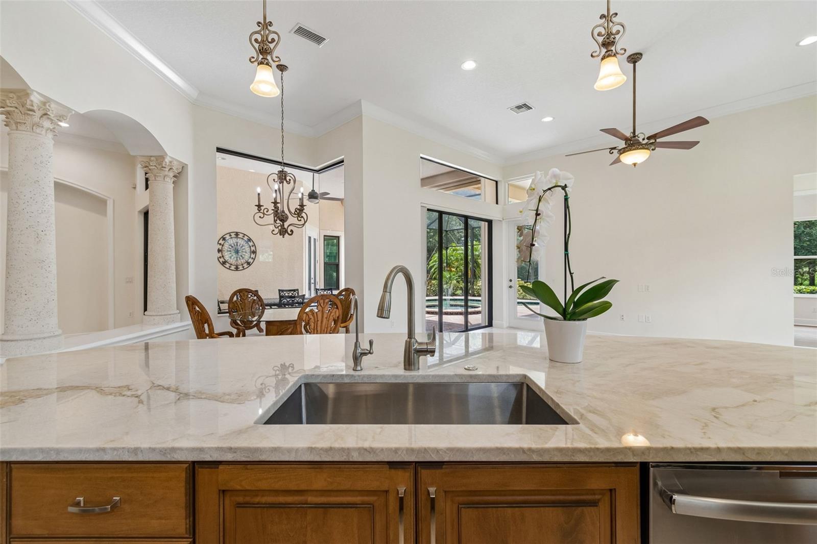 7222 Lake Forest, Bradenton, FL 34202