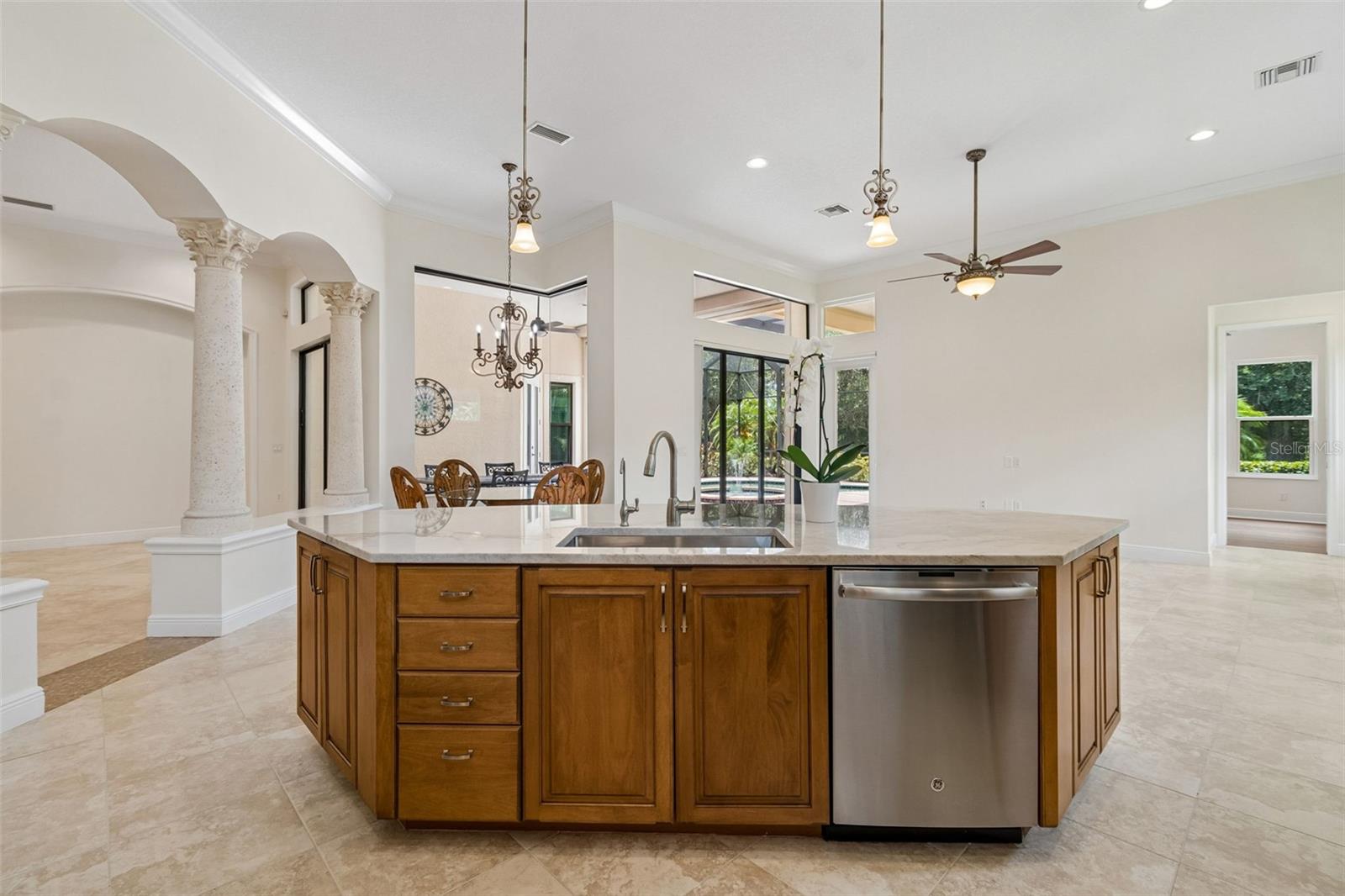 7222 Lake Forest, Bradenton, FL 34202