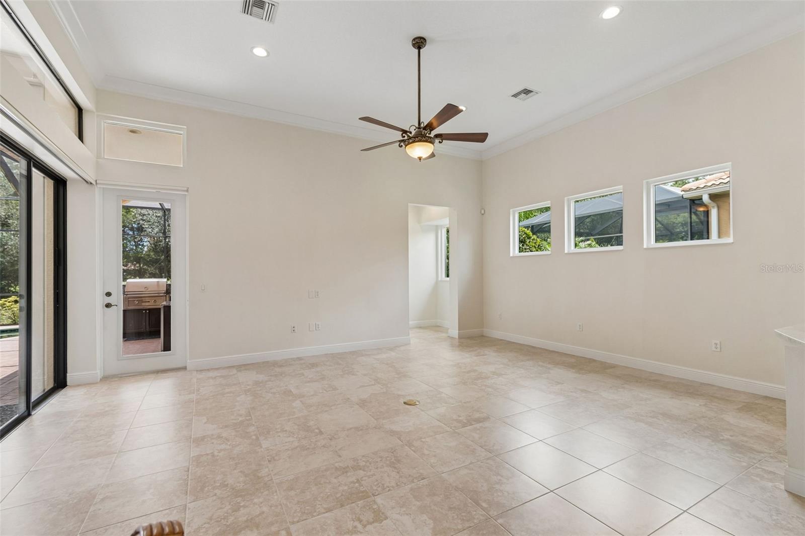 7222 Lake Forest, Bradenton, FL 34202