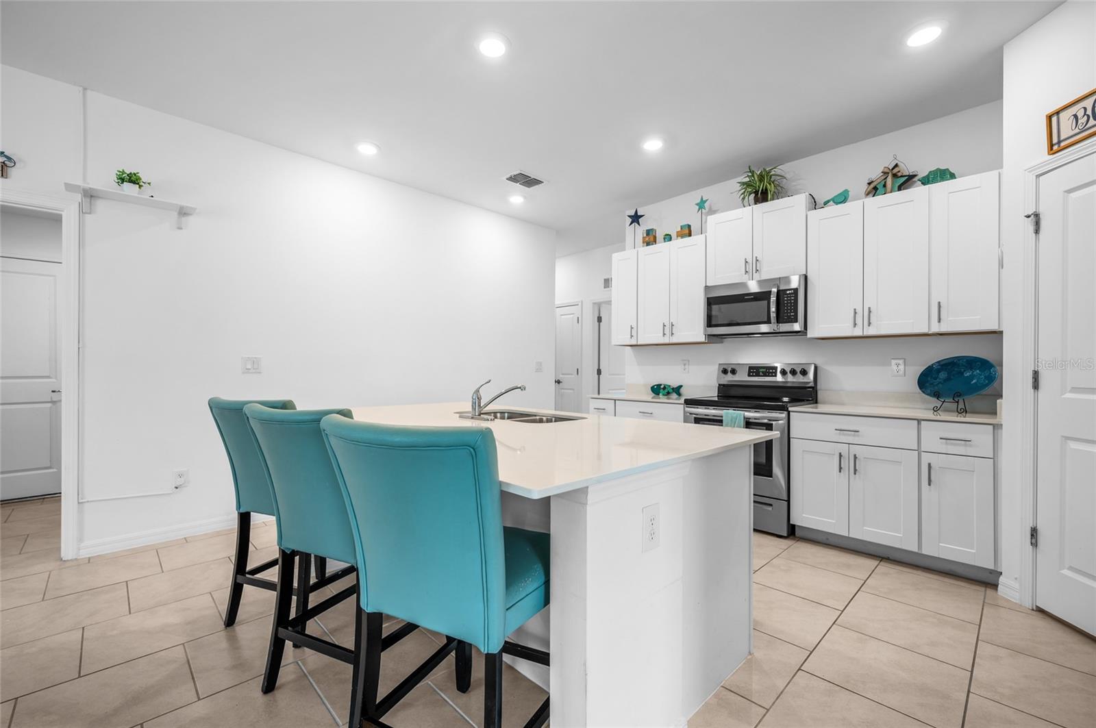 137 Hercules, Rotonda West, FL 33947
