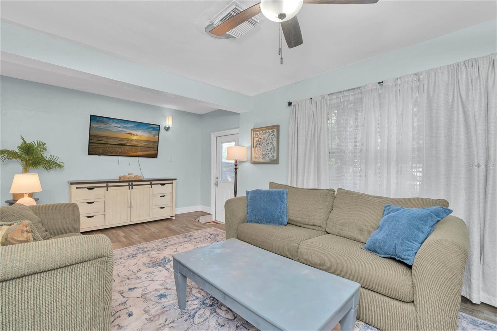 2925 Park, St Petersburg, FL 33710