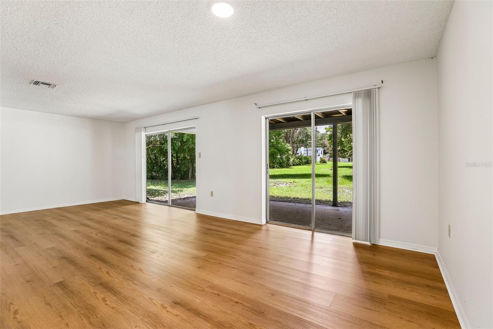 28 Linda, Kissimmee, FL 34744