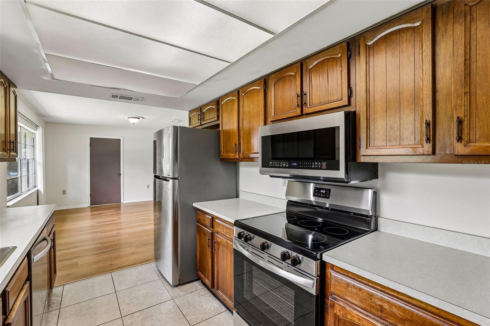 28 Linda, Kissimmee, FL 34744