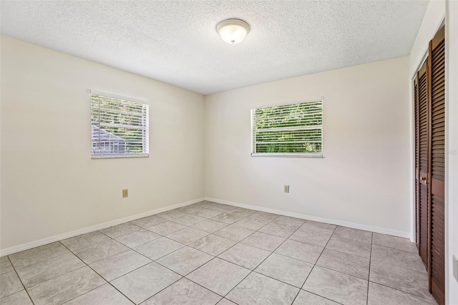 28 Linda, Kissimmee, FL 34744