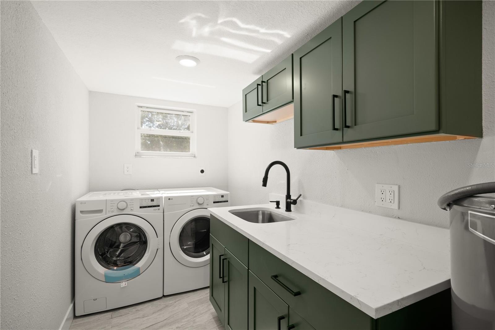 309 Bath, Tarpon Springs, FL 34689