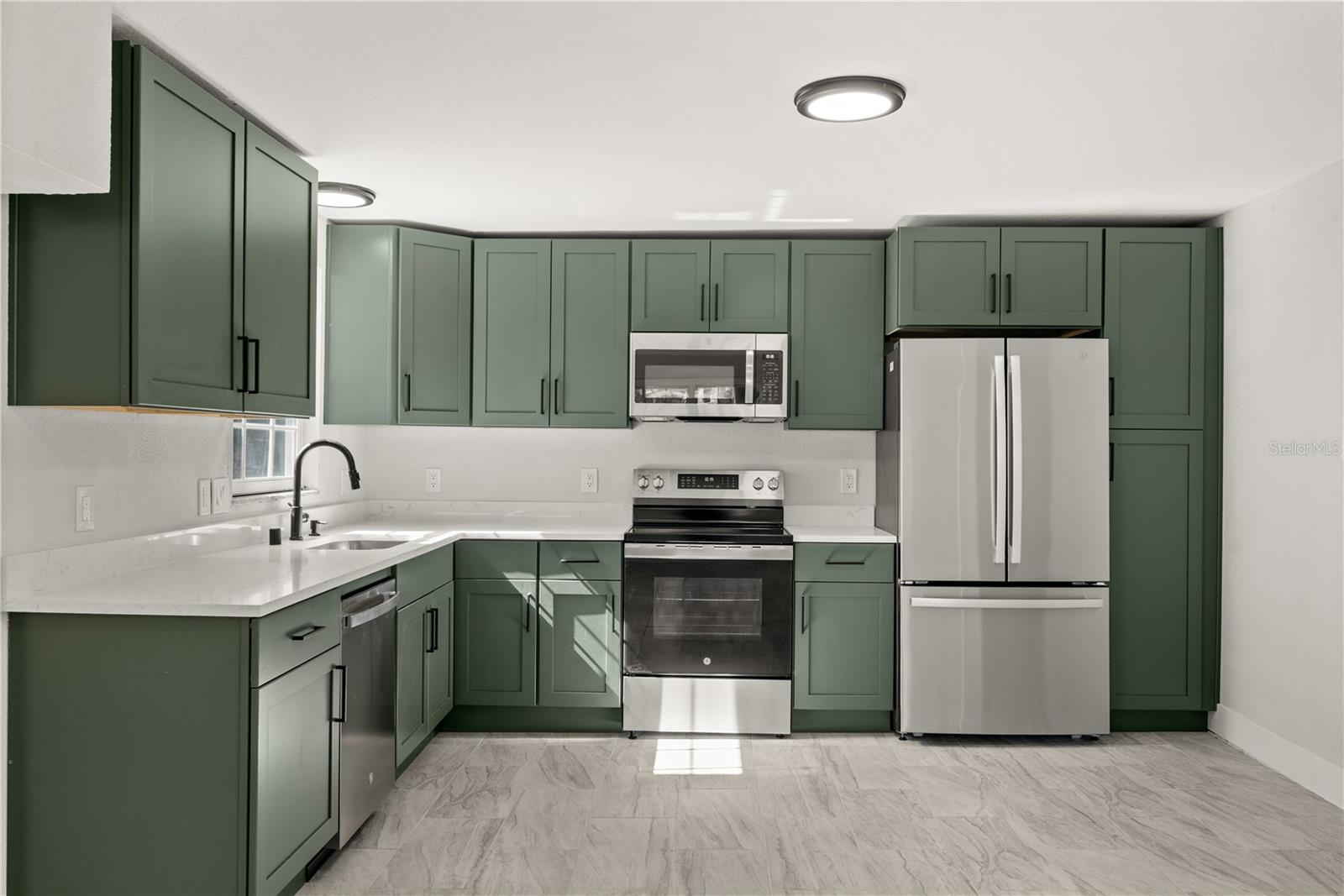 309 Bath, Tarpon Springs, FL 34689