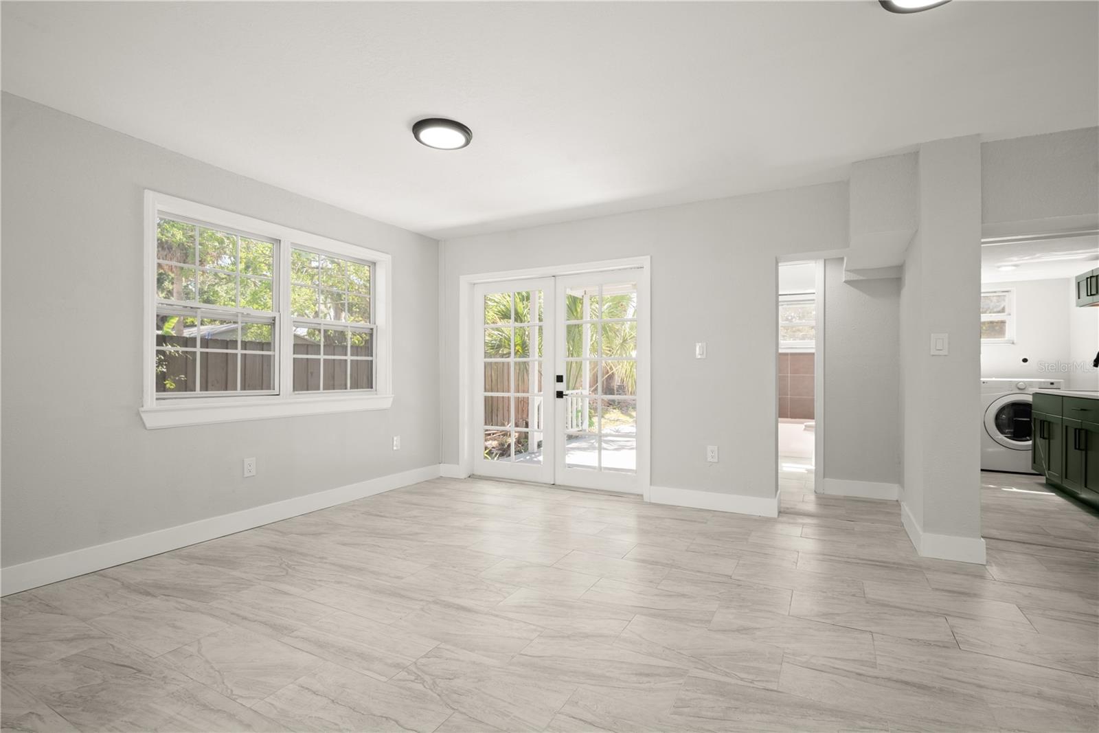 309 Bath, Tarpon Springs, FL 34689
