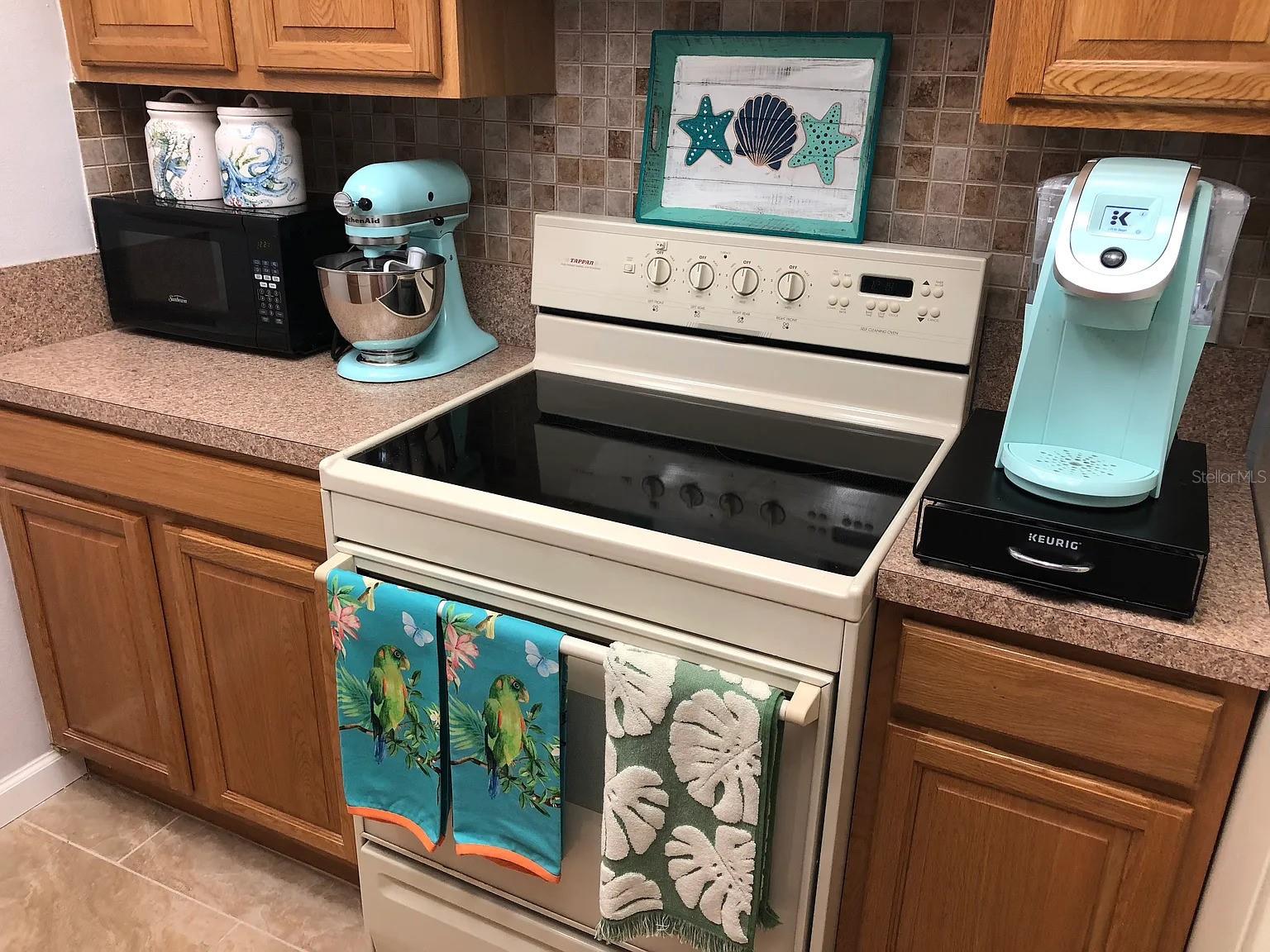 2621 Cove Cay Unit 105, Clearwater, FL 33760