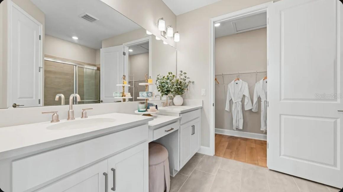 7515 Moonbeam, Sarasota, FL 34241