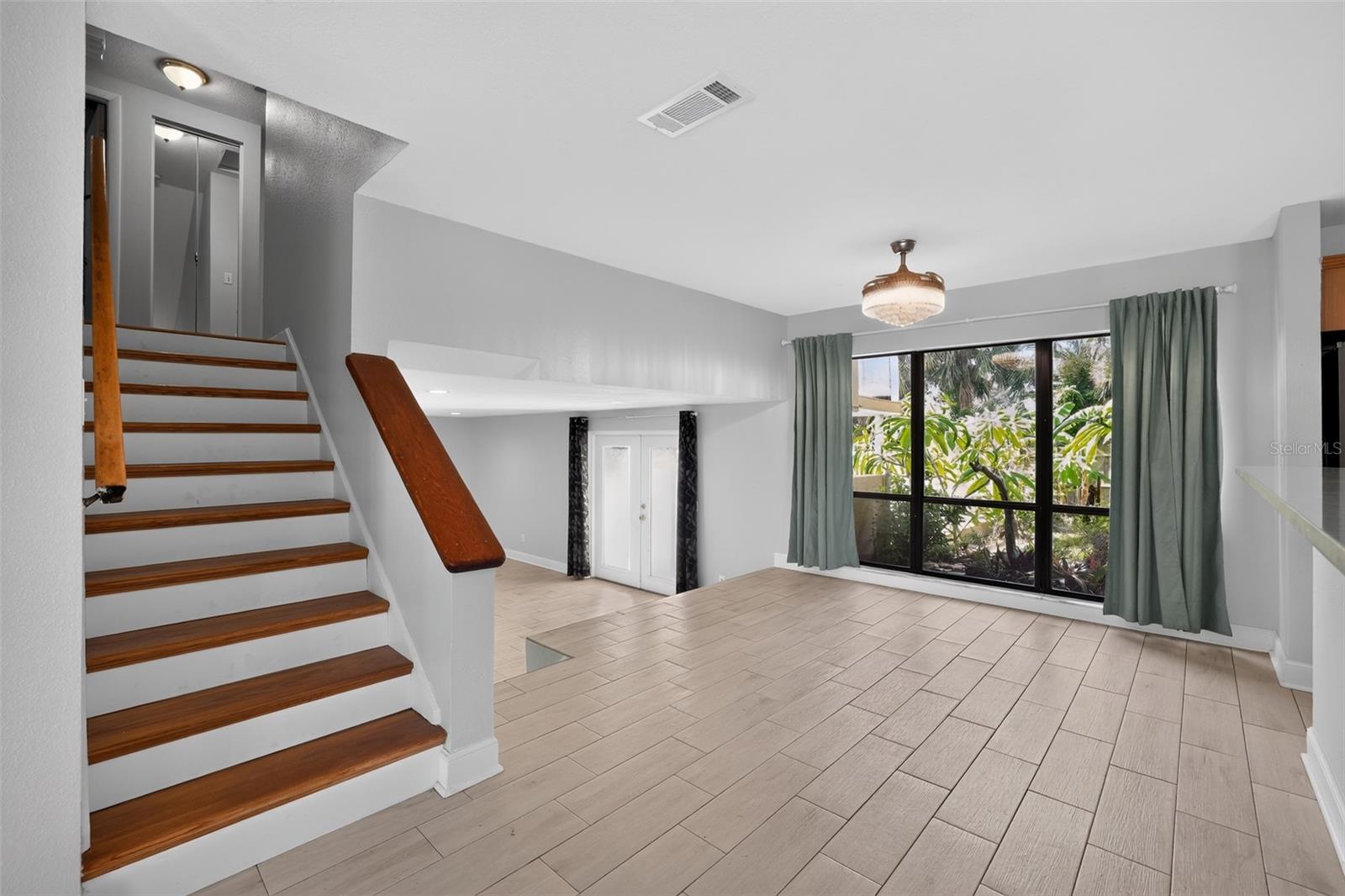 7001 Baywood, Tampa, FL 33615