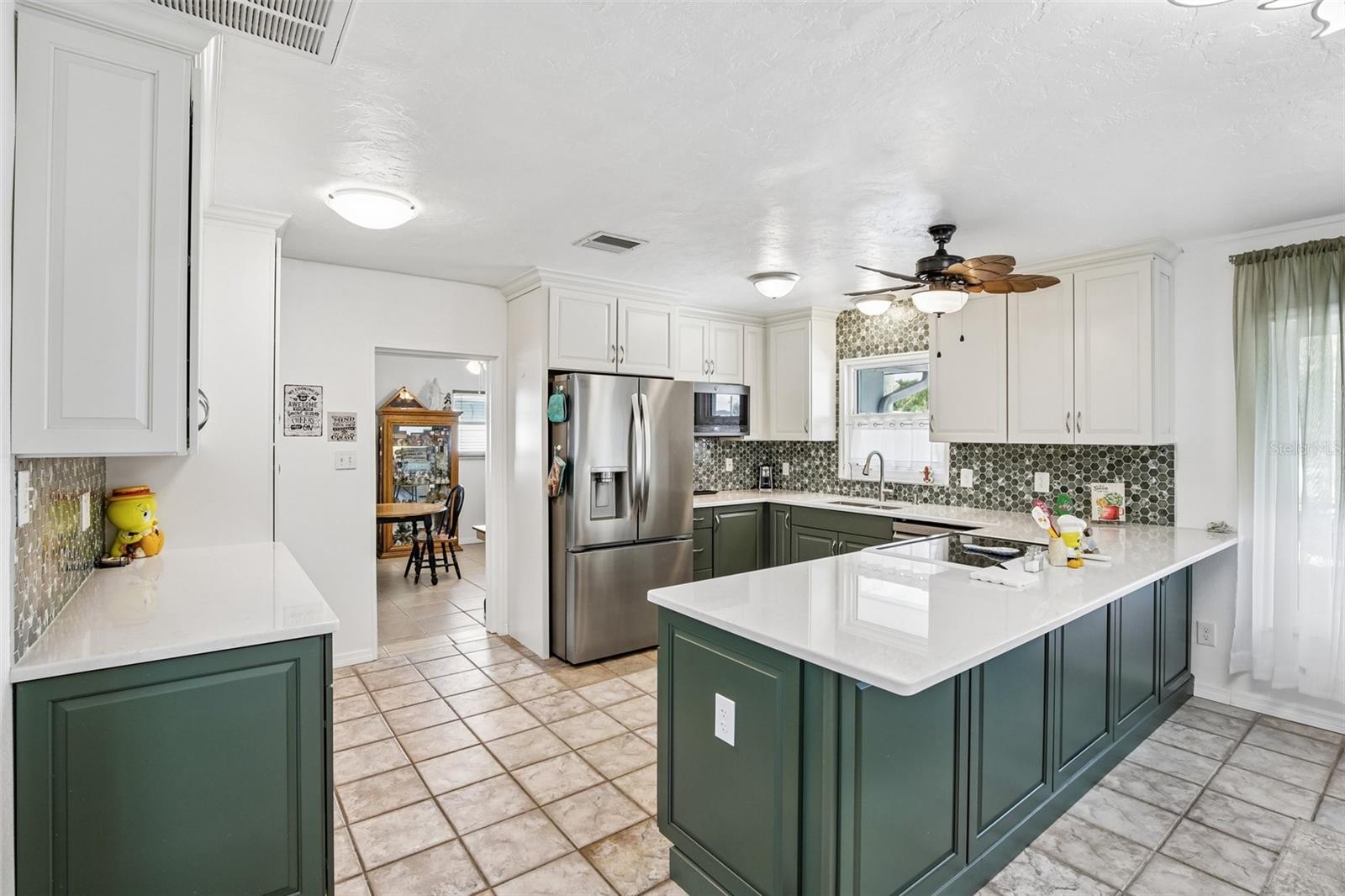 806 Blue Heron, Ruskin, FL 33570