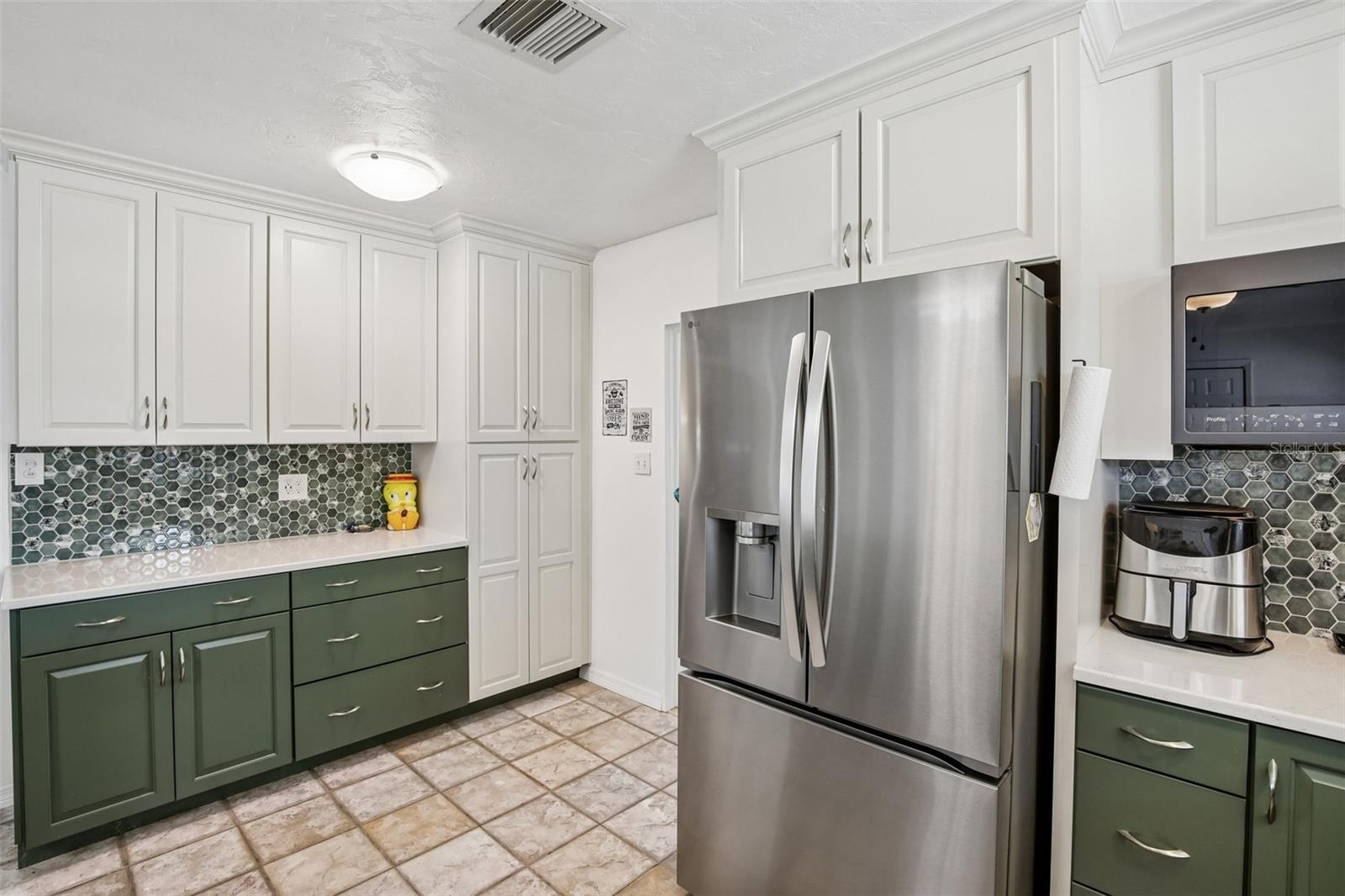 806 Blue Heron, Ruskin, FL 33570