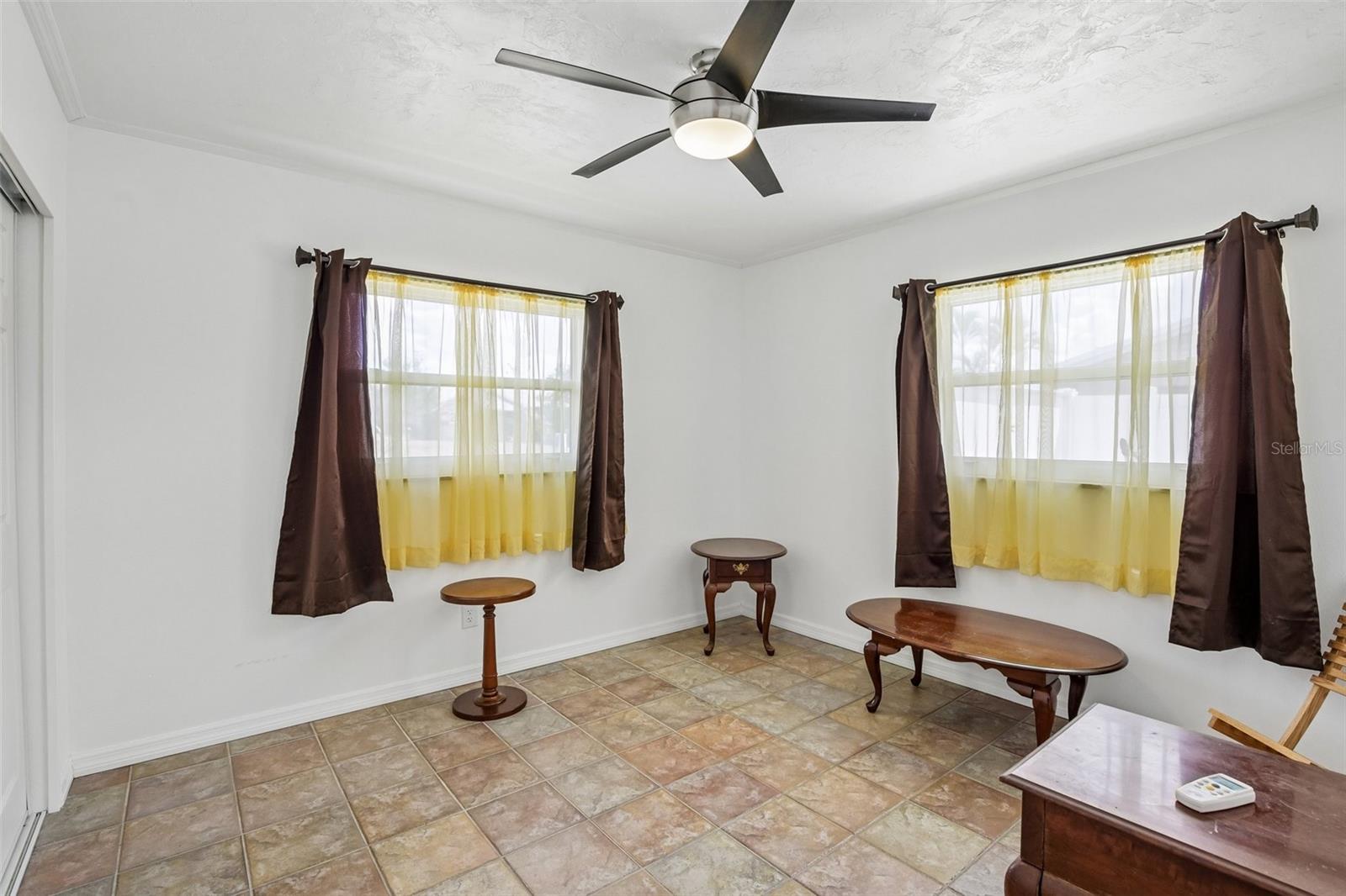 806 Blue Heron, Ruskin, FL 33570