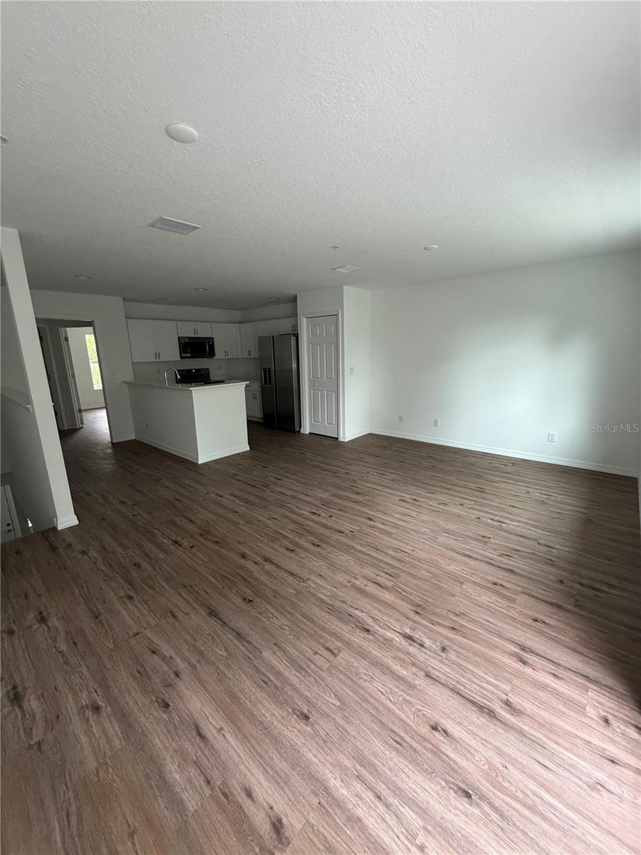 2577 6th Avenue, Bradenton, FL 34208