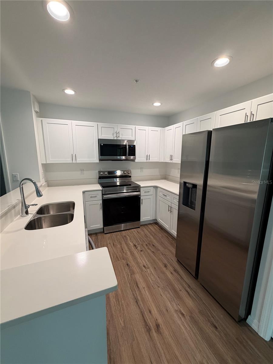 2577 6th Avenue, Bradenton, FL 34208