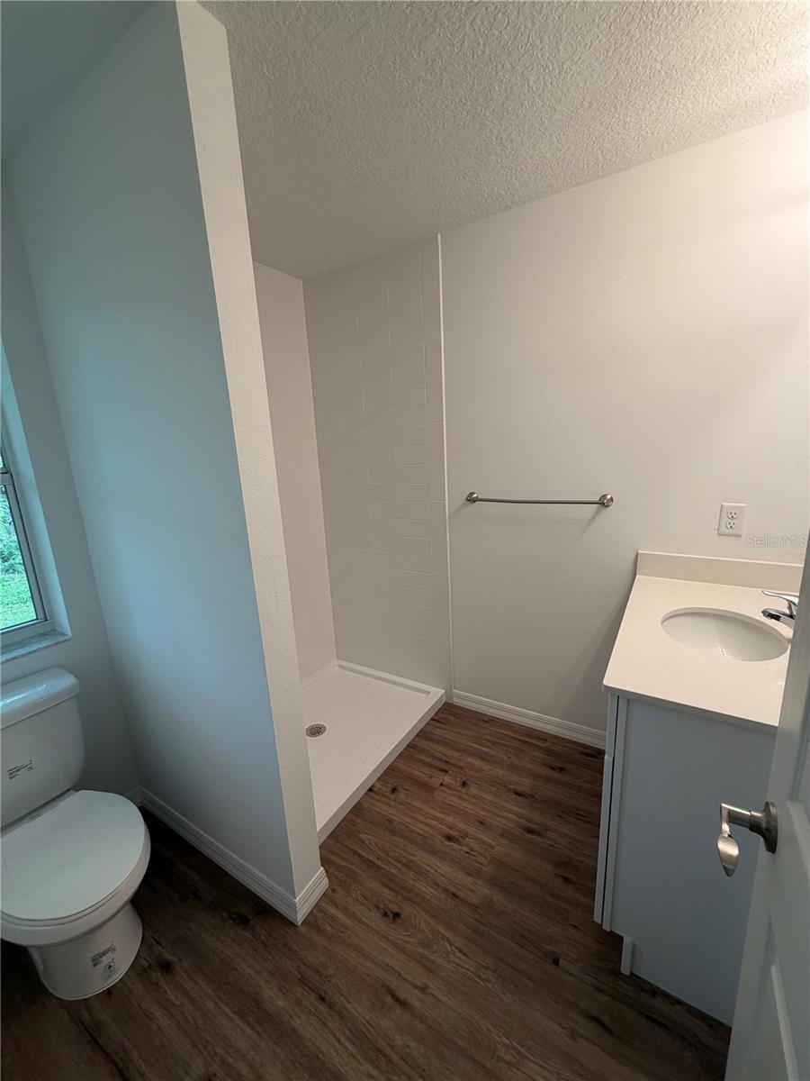 2577 6th Avenue, Bradenton, FL 34208