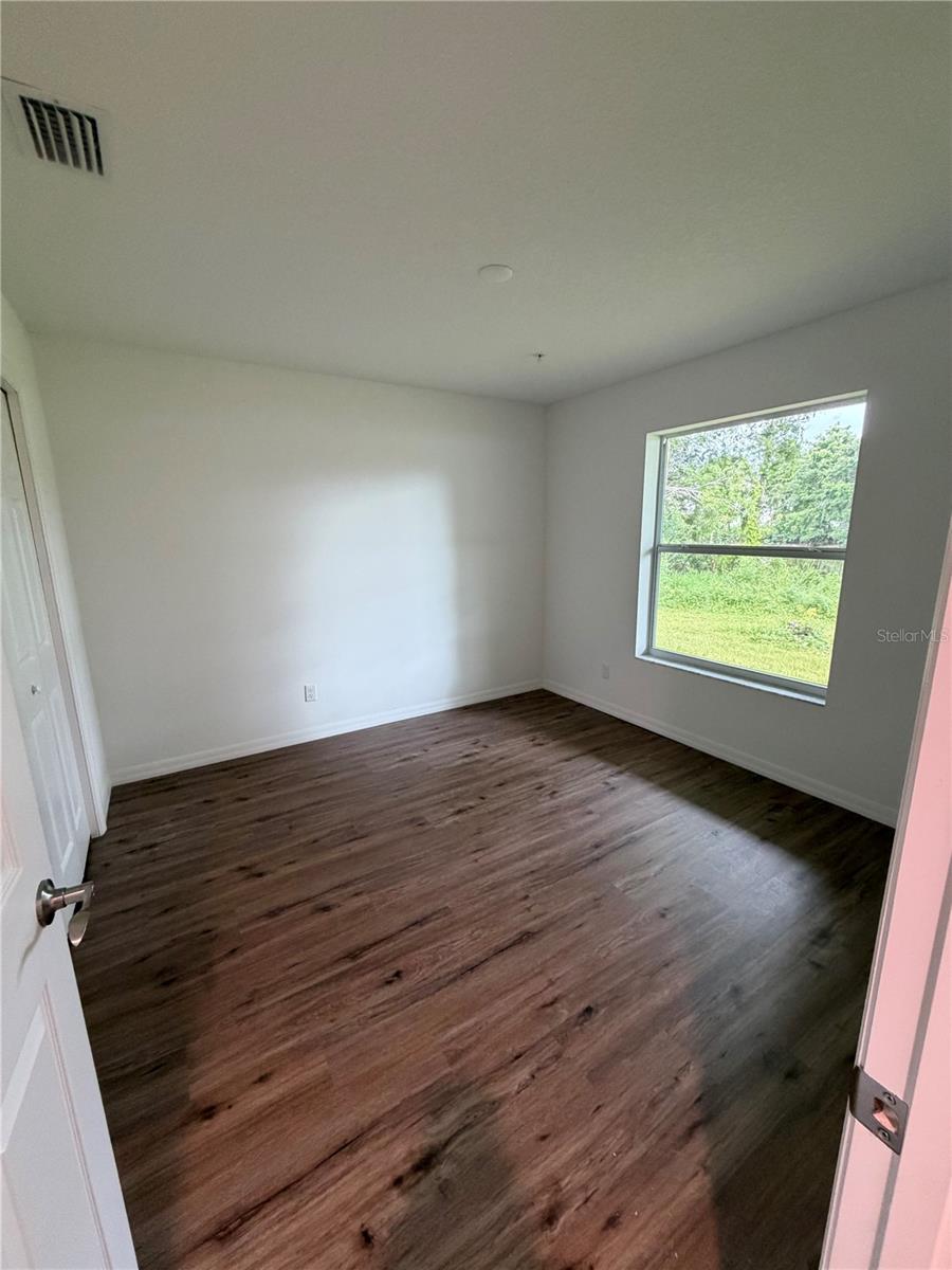 2577 6th Avenue, Bradenton, FL 34208