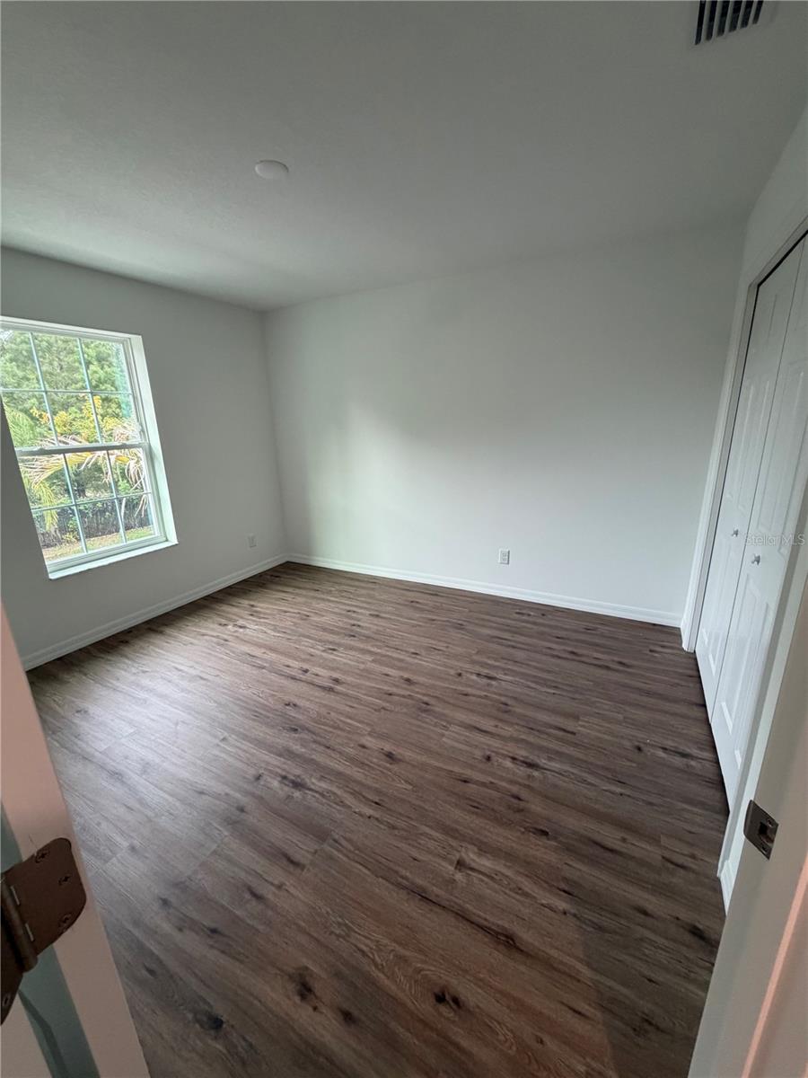 2577 6th Avenue, Bradenton, FL 34208