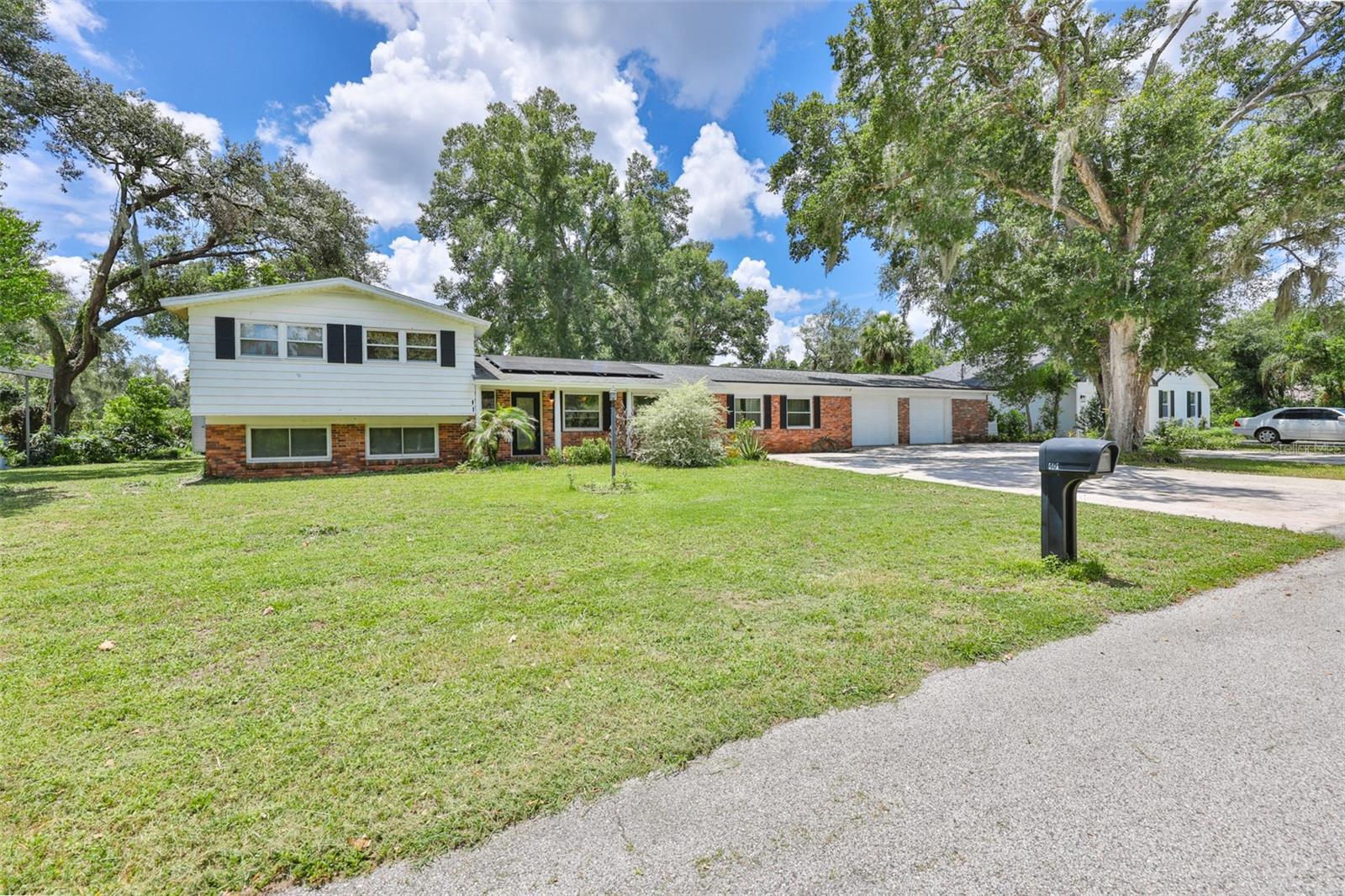 401 Overland, Brandon, FL 33511