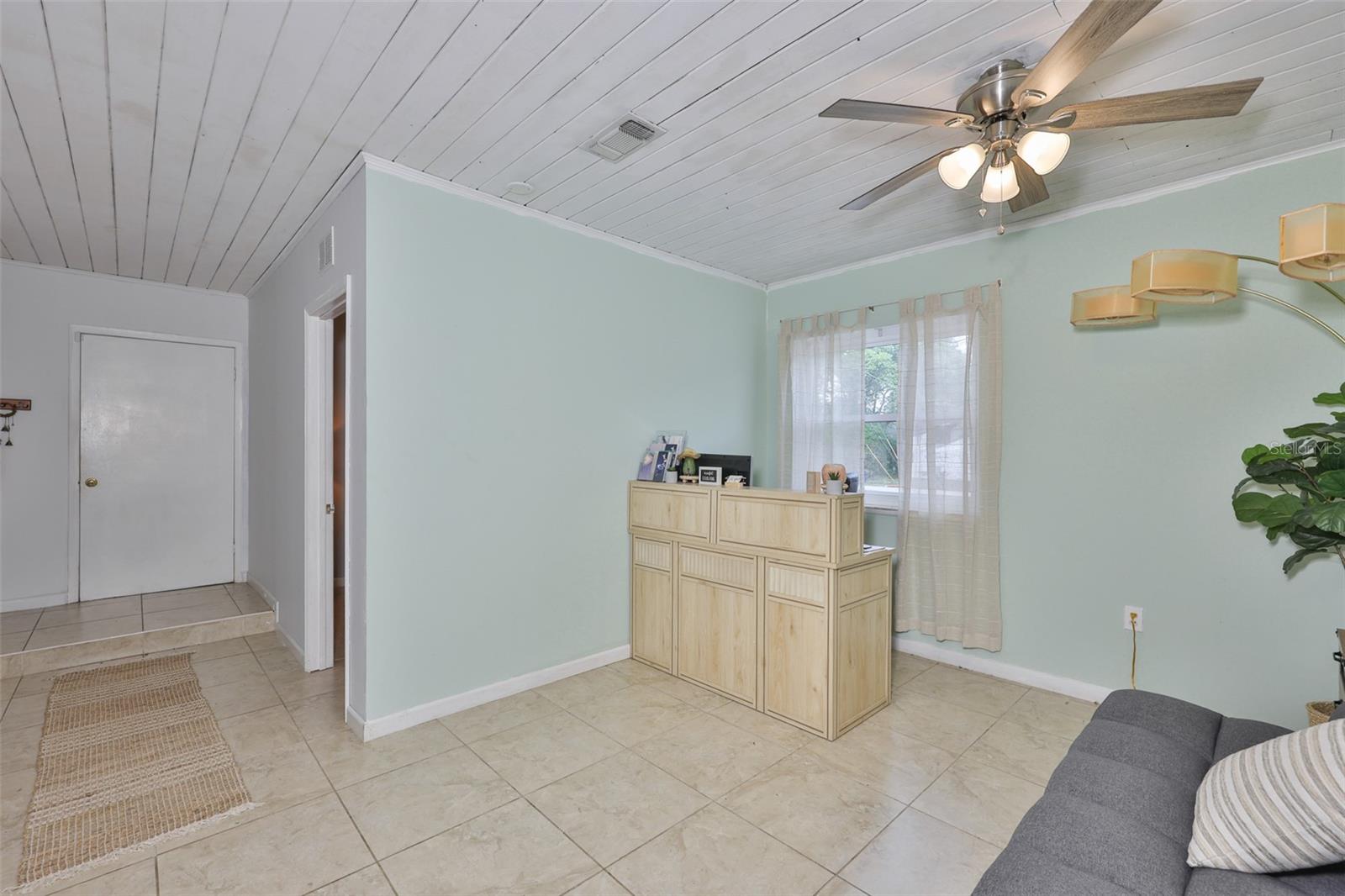 401 Overland, Brandon, FL 33511