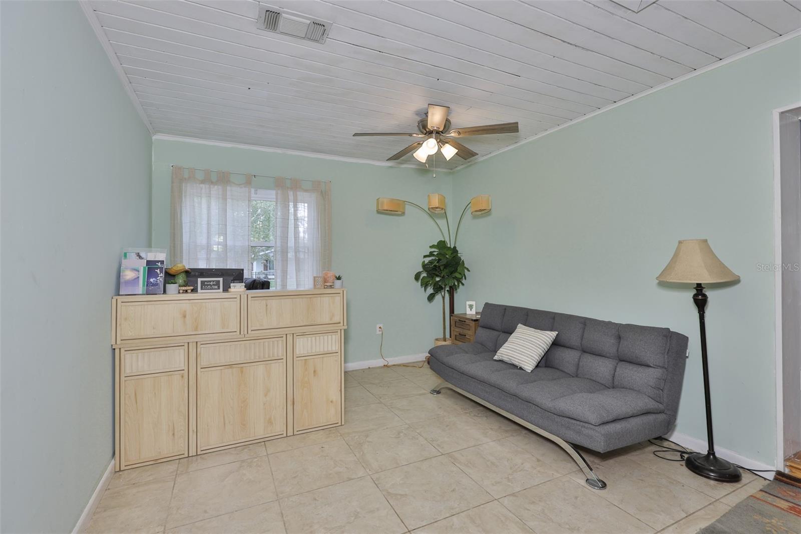401 Overland, Brandon, FL 33511