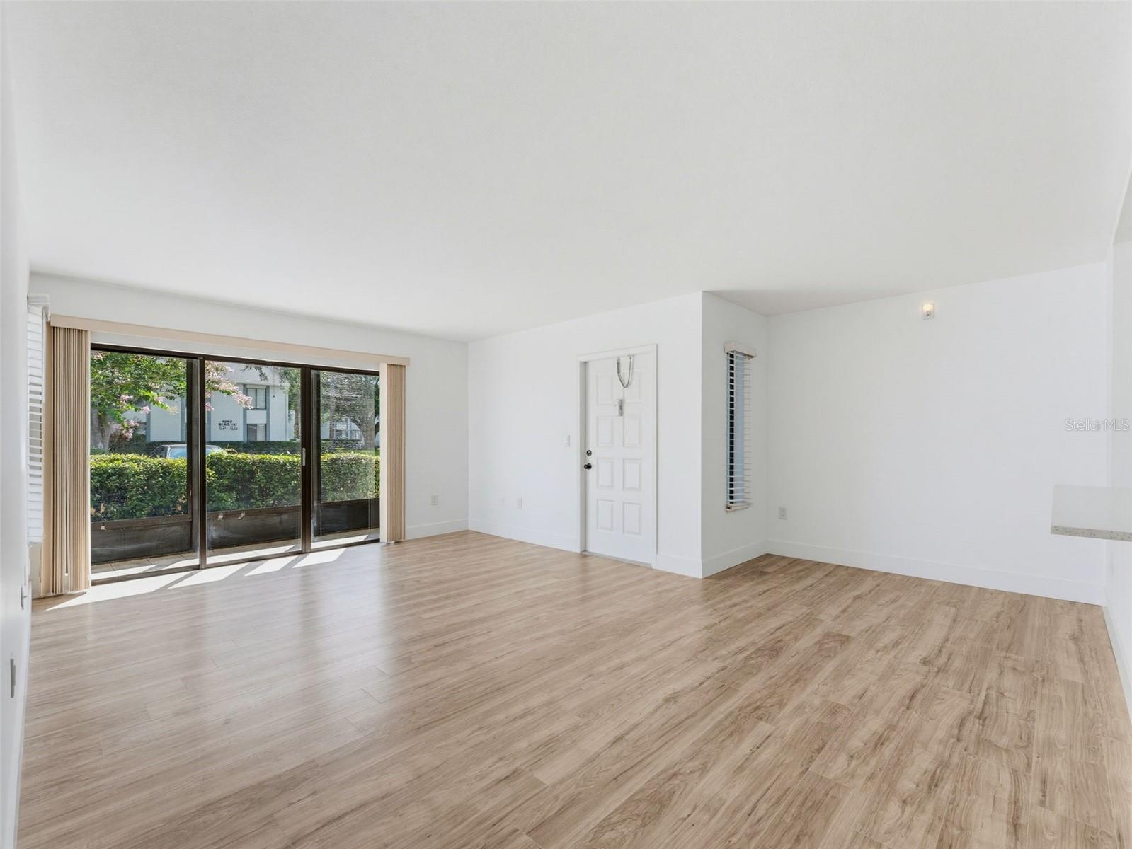 1261 Pine Ridge Unit D1, Tarpon Springs, FL 34688