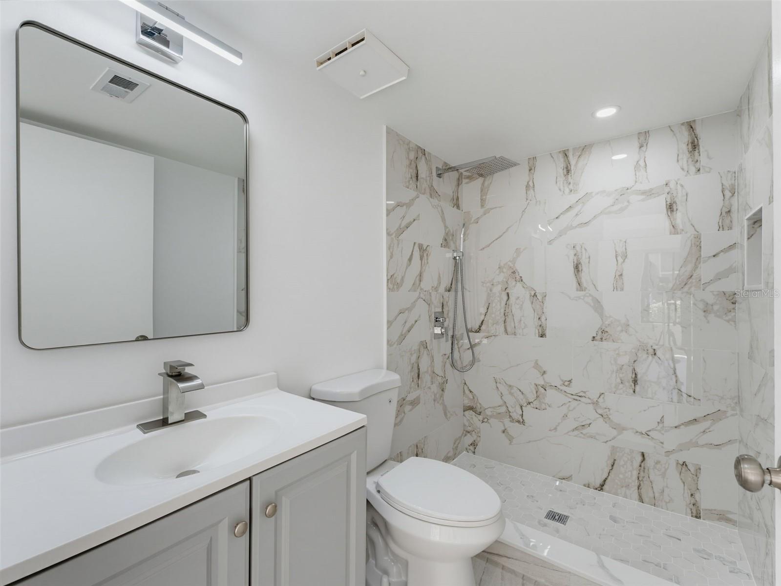 1261 Pine Ridge Unit D1, Tarpon Springs, FL 34688