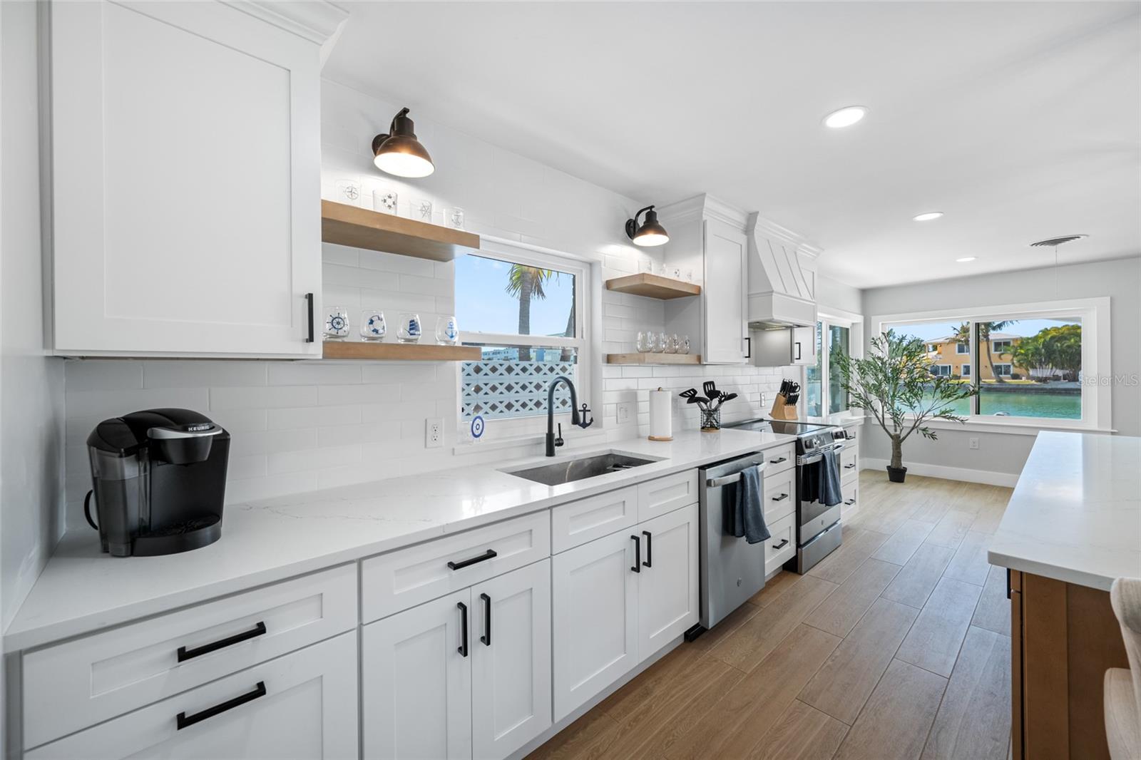 370 59th, St Pete Beach, FL 33706