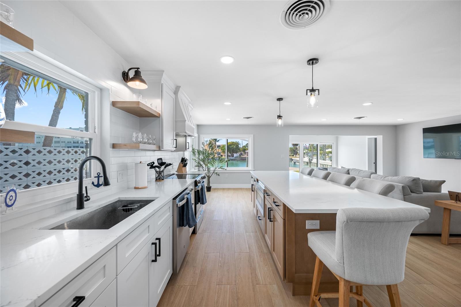 370 59th, St Pete Beach, FL 33706