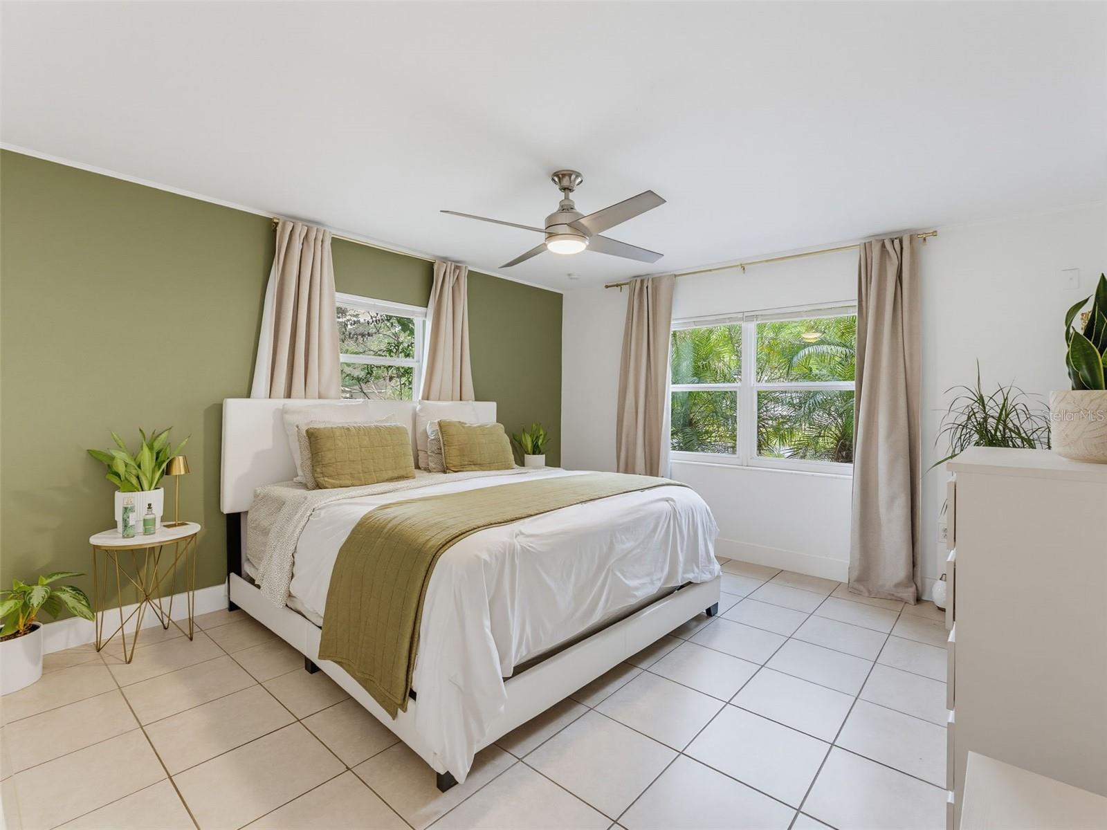 5704 13th, Zephyrhills, FL 33542