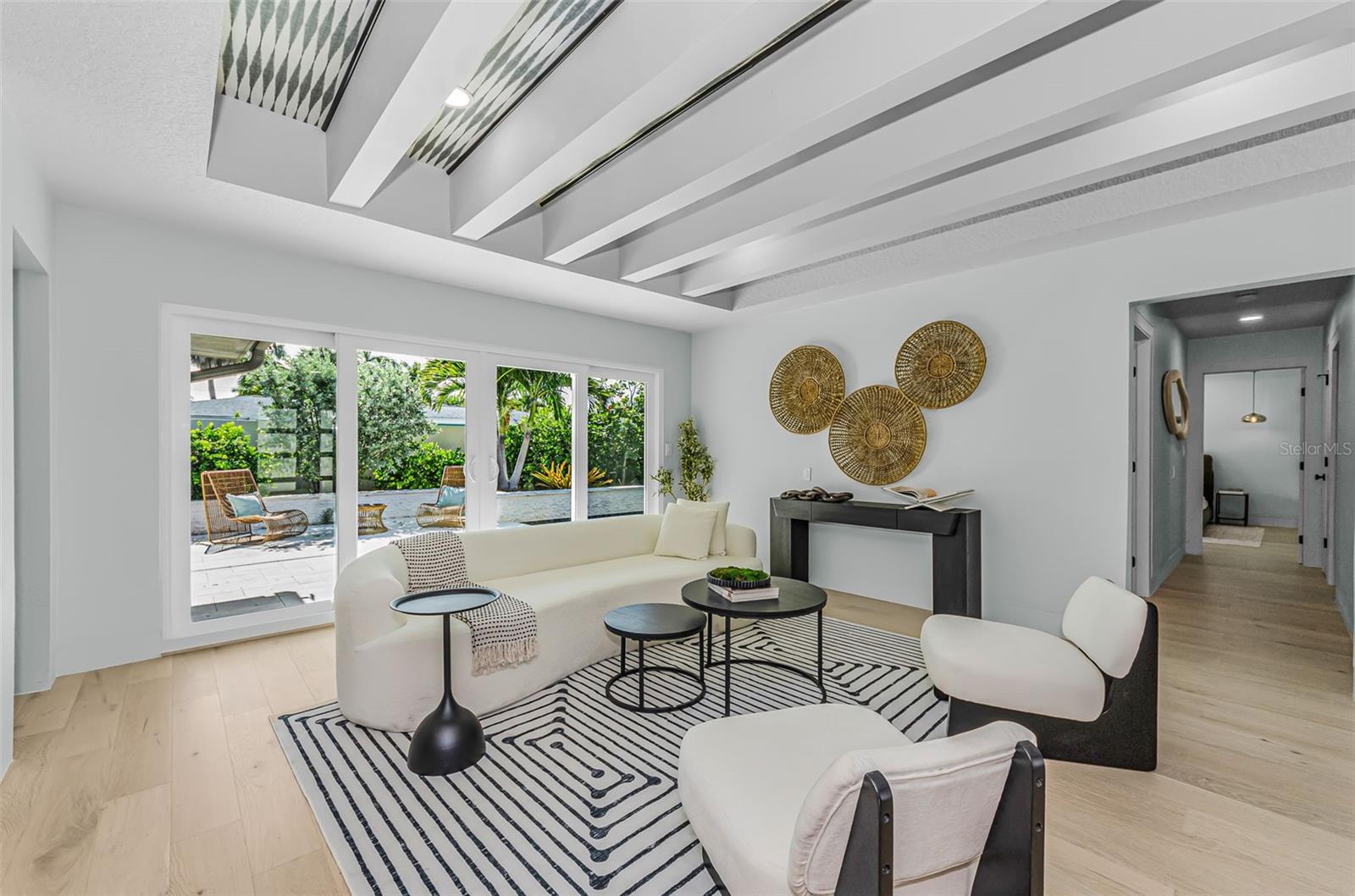 861 Rafael, St Petersburg, FL 33704
