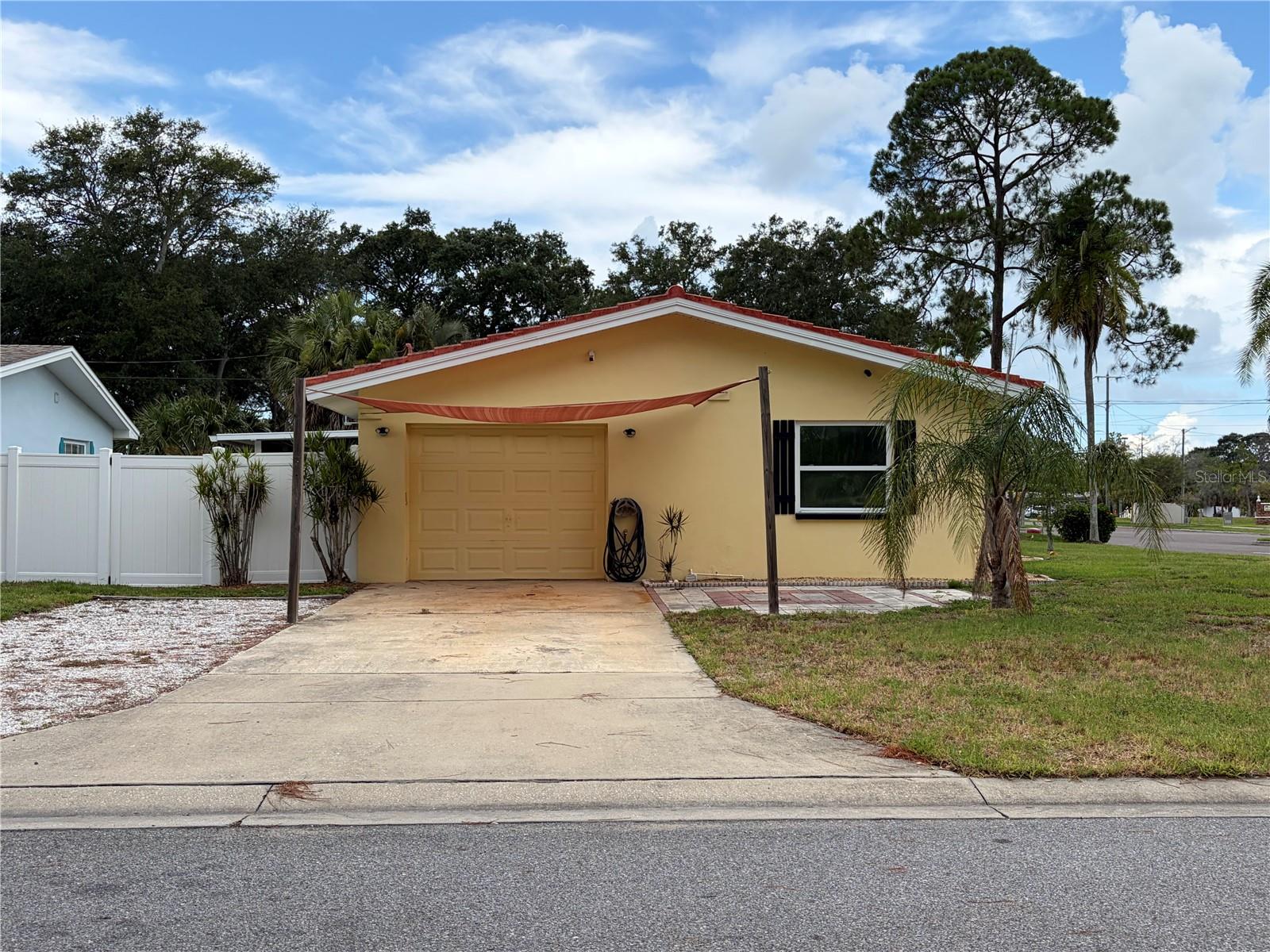 623 Palm, Dunedin, FL 34698