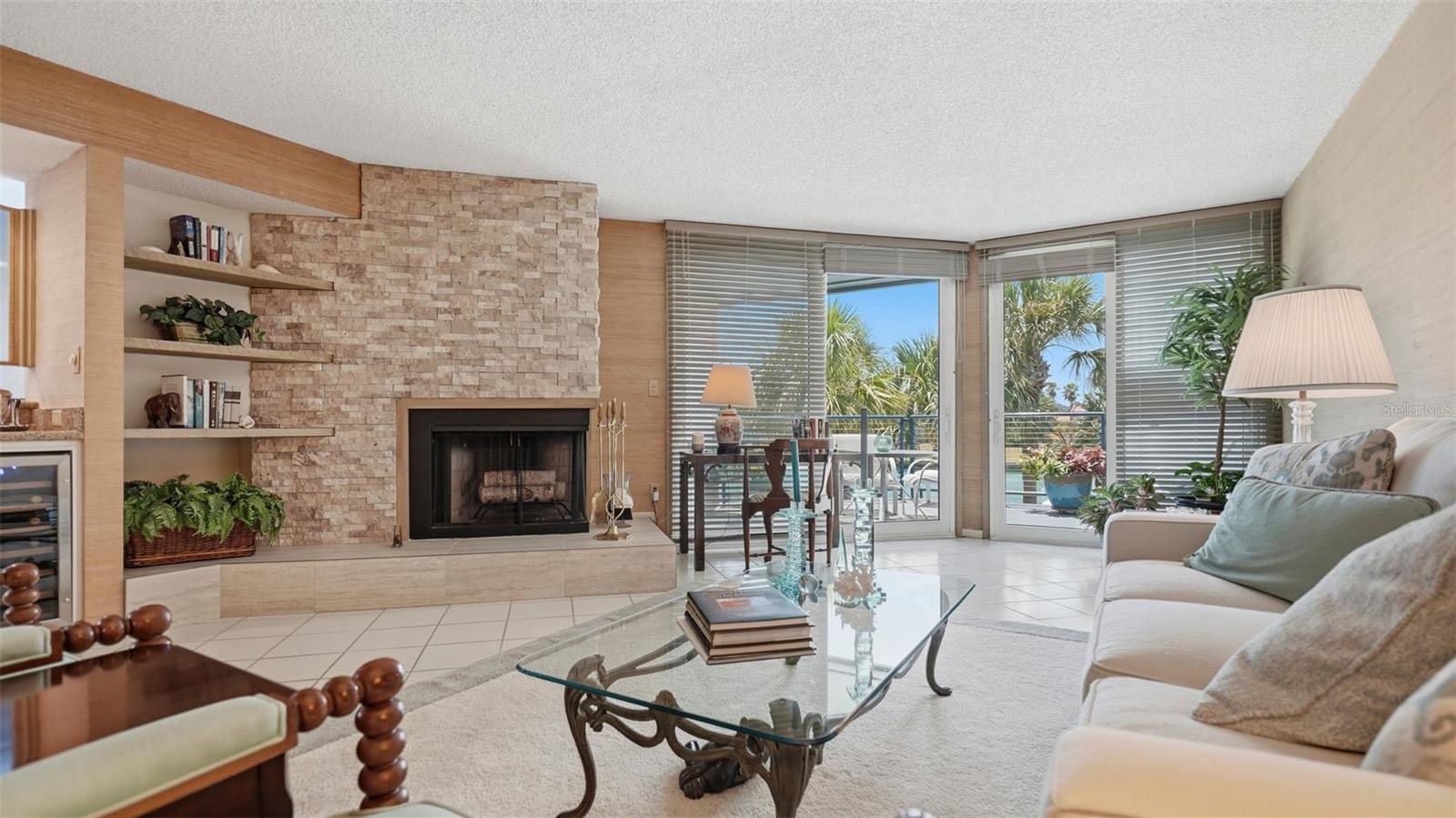 910 Pinellas Bayway Unit 201, Tierra Verde, FL 33715