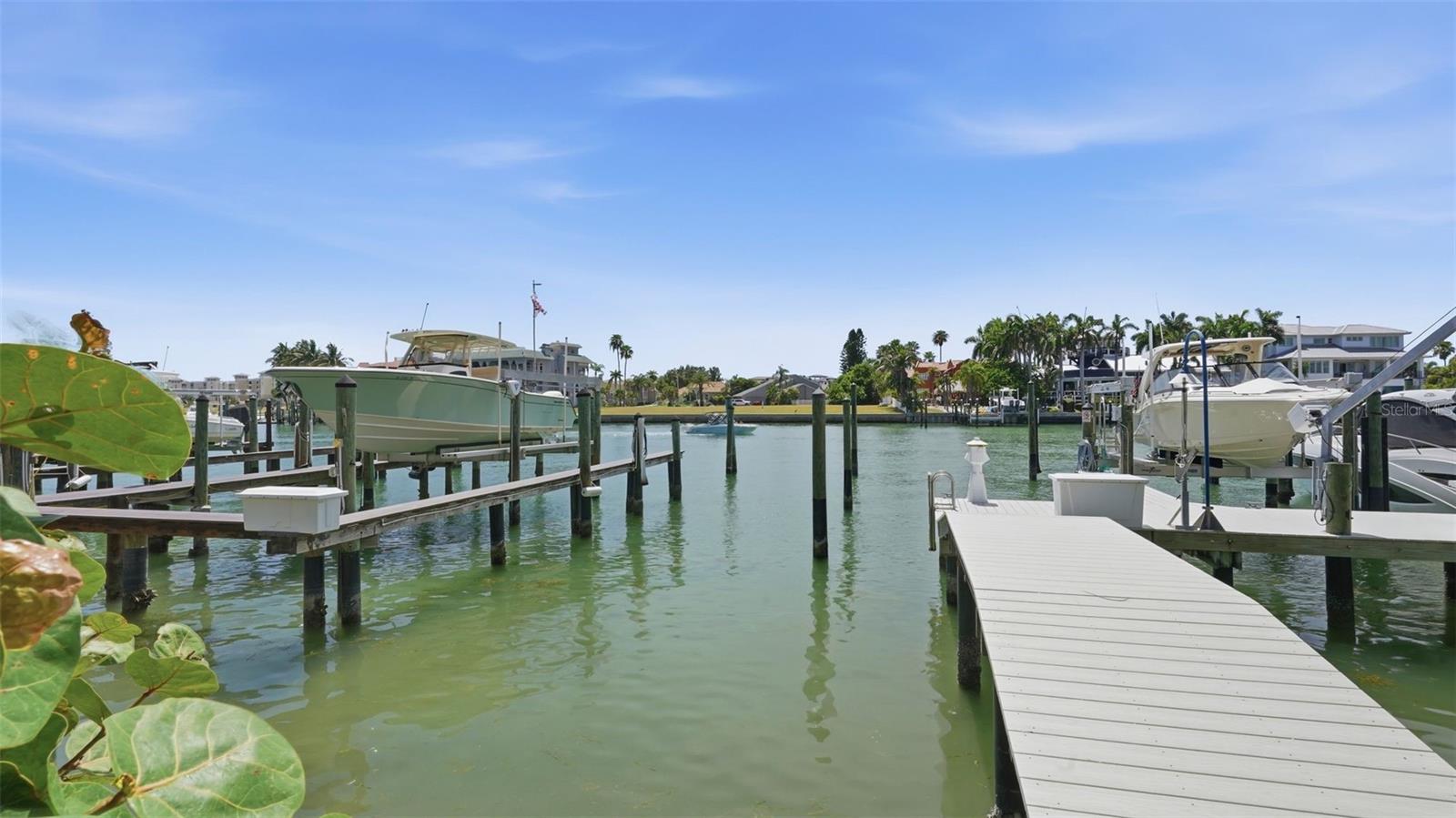 910 Pinellas Bayway Unit 201, Tierra Verde, FL 33715