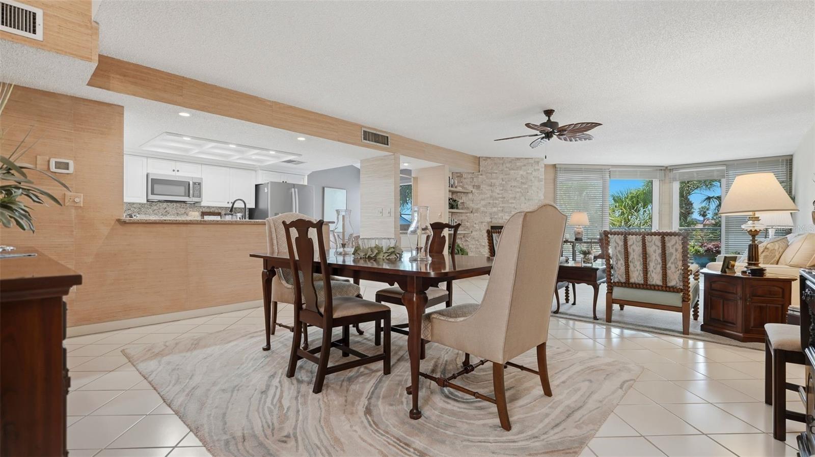 910 Pinellas Bayway Unit 201, Tierra Verde, FL 33715