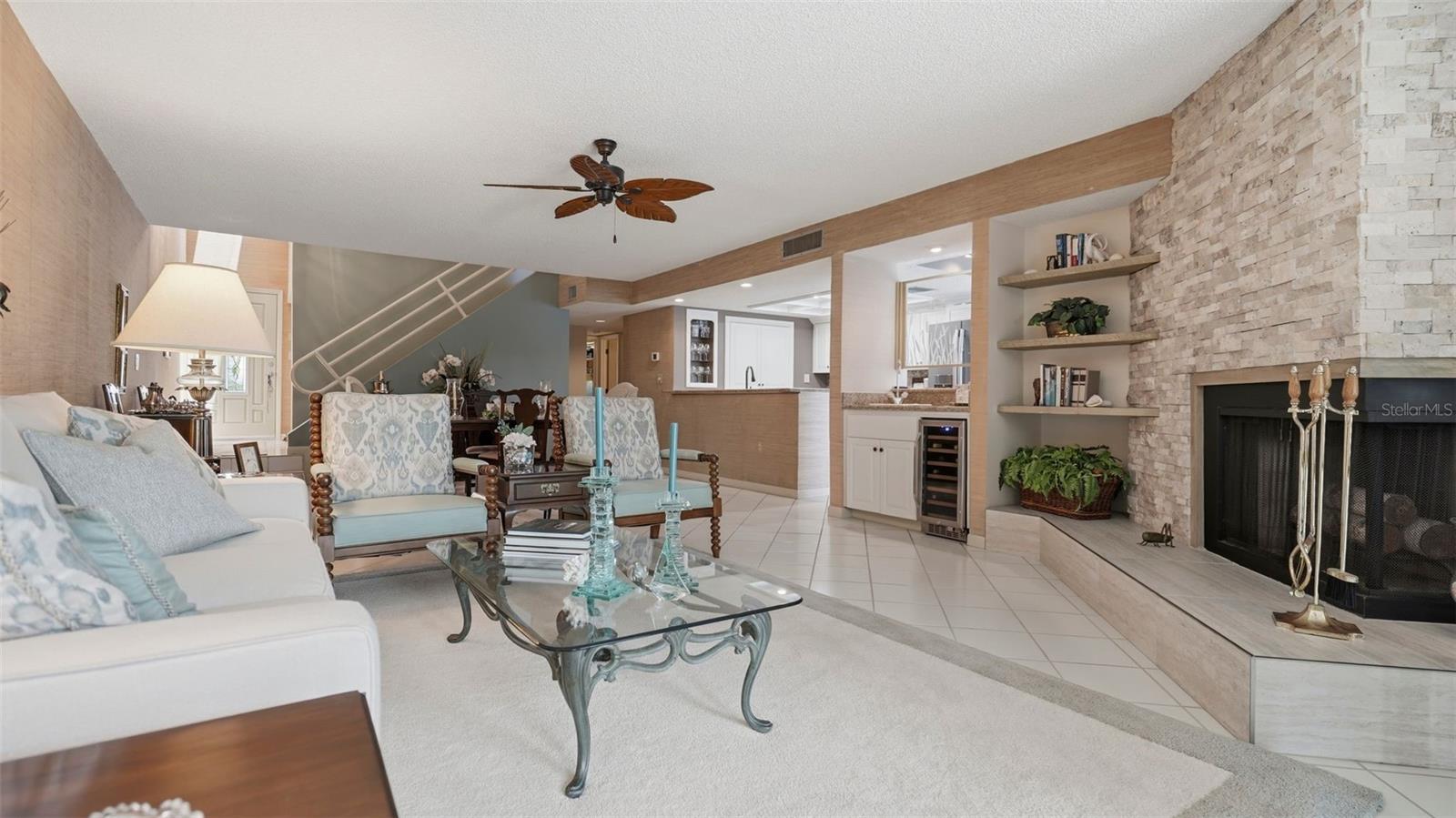 910 Pinellas Bayway Unit 201, Tierra Verde, FL 33715