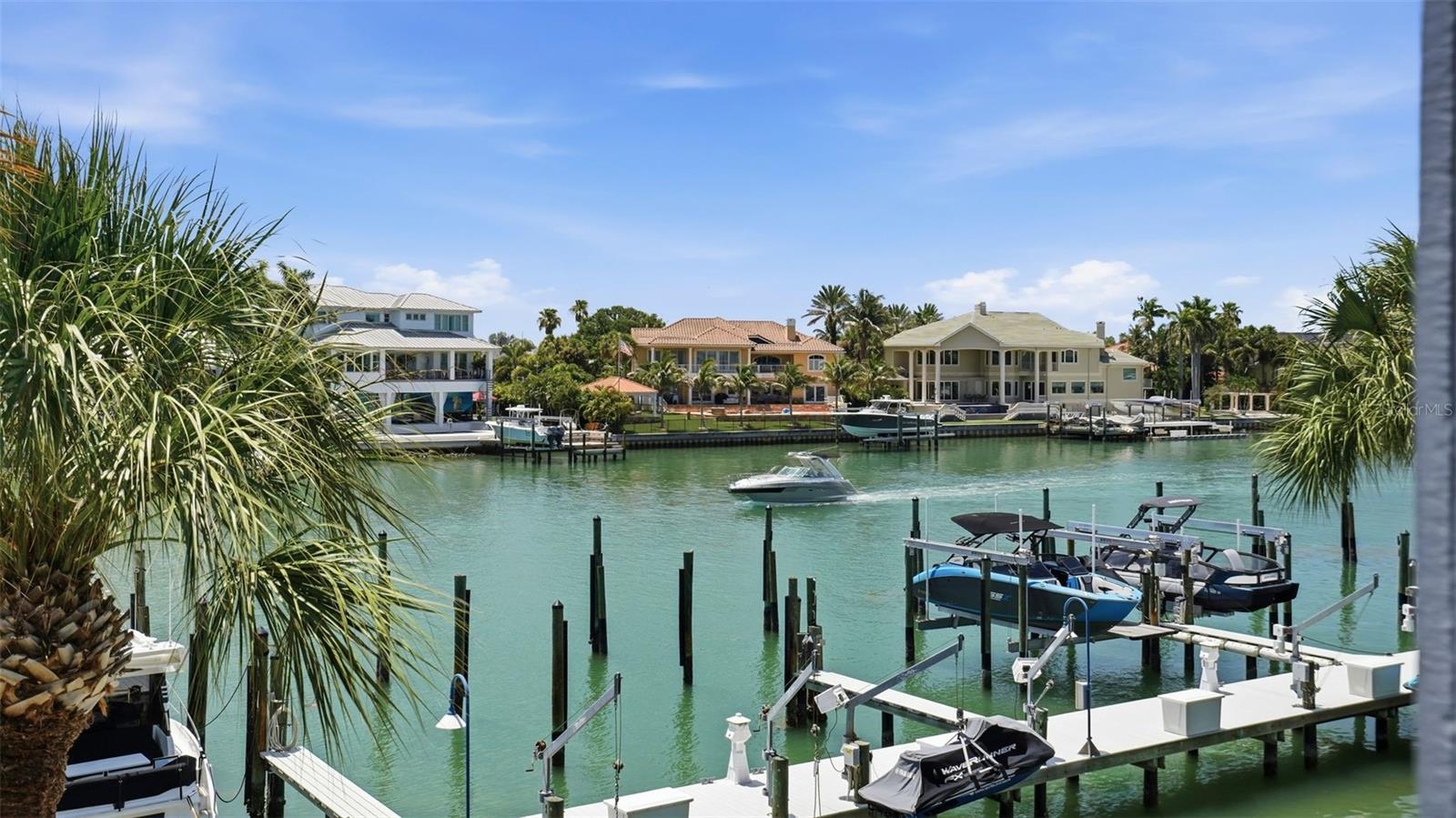 910 Pinellas Bayway Unit 201, Tierra Verde, FL 33715